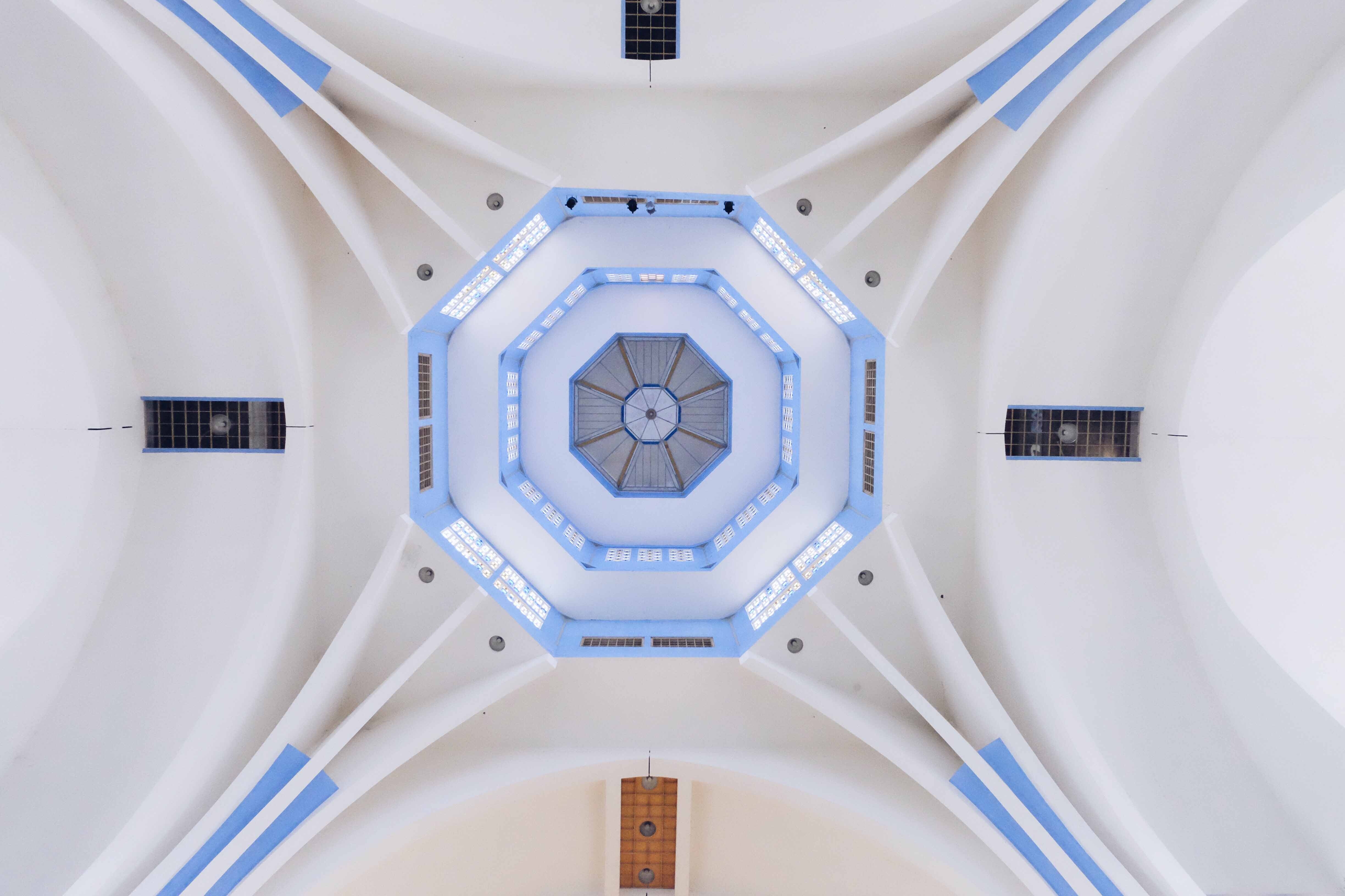 Nha tho tuyet dep o Hue anh 16