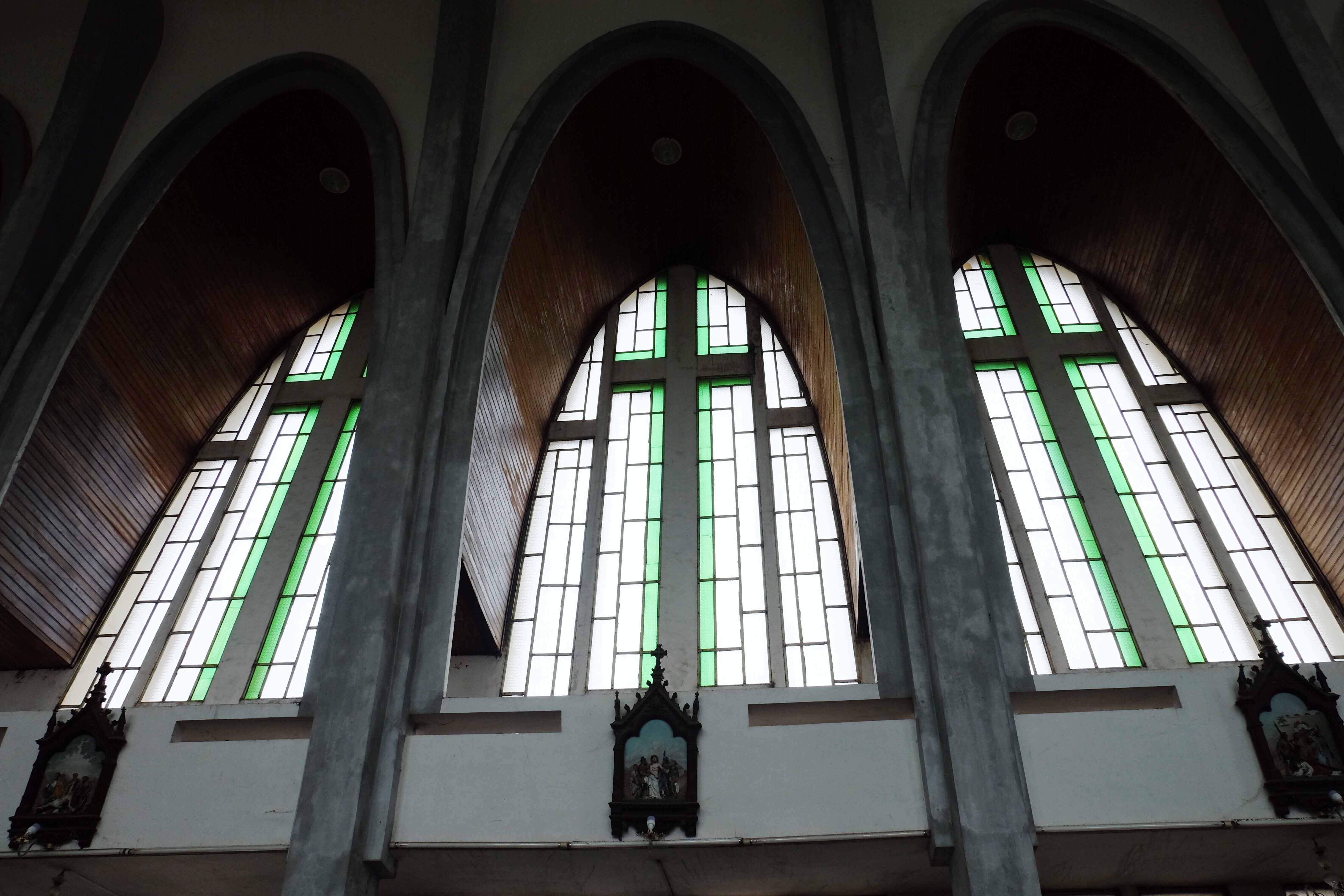 Nha tho tuyet dep o Hue anh 7