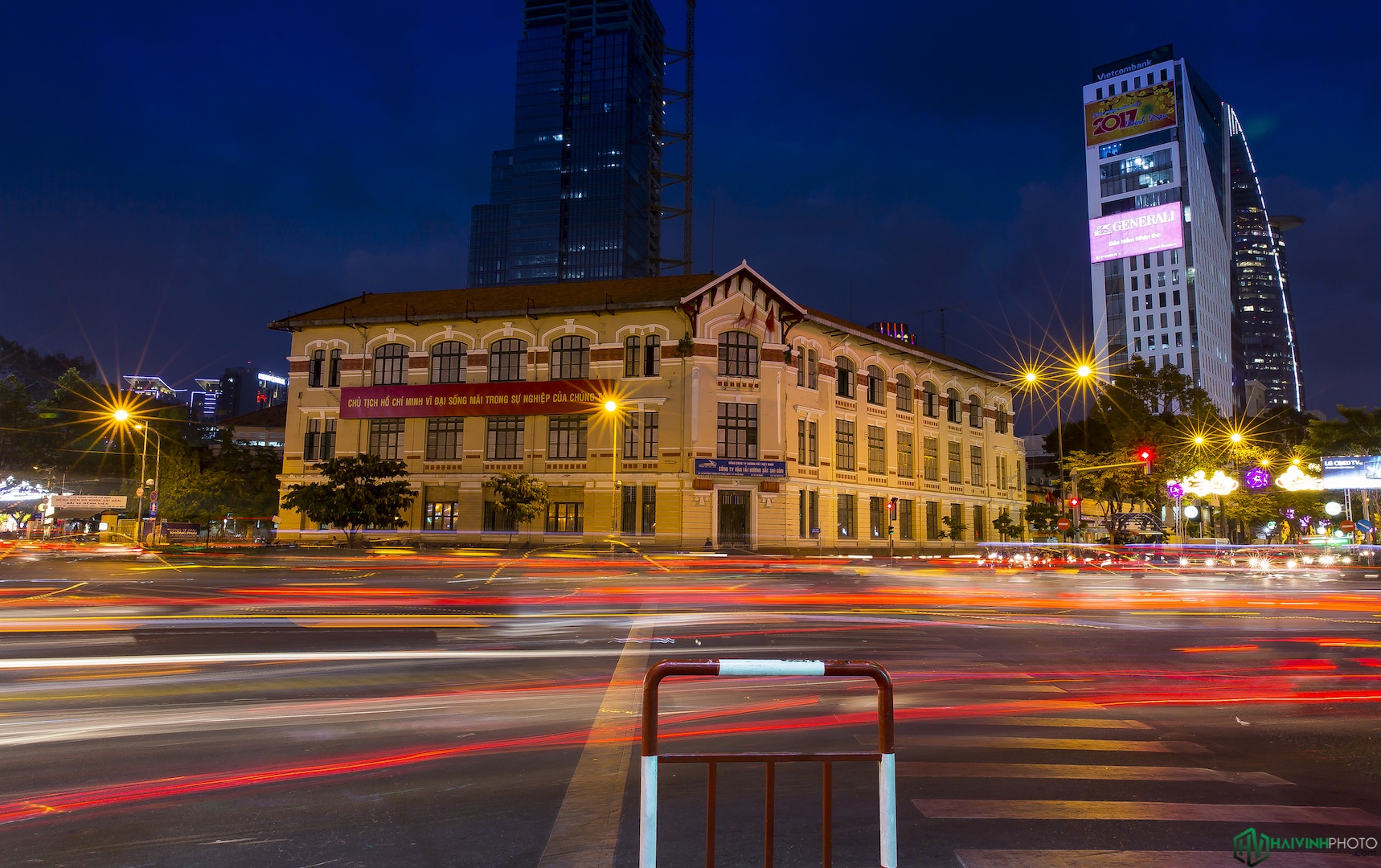 Khám phá công trình kiến trúc Sài Gòn  ảnh 2 Kham pha cong trinh kien truc Sai Gon anh 2
