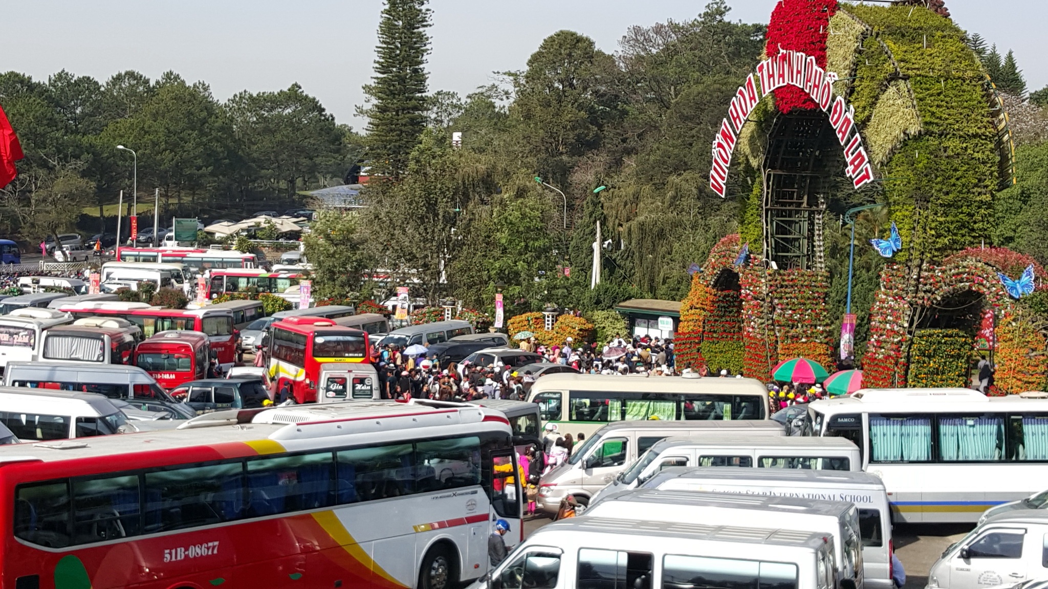 Da Lat mua nhieu, gia phong van tang manh dip le 30/4 hinh anh