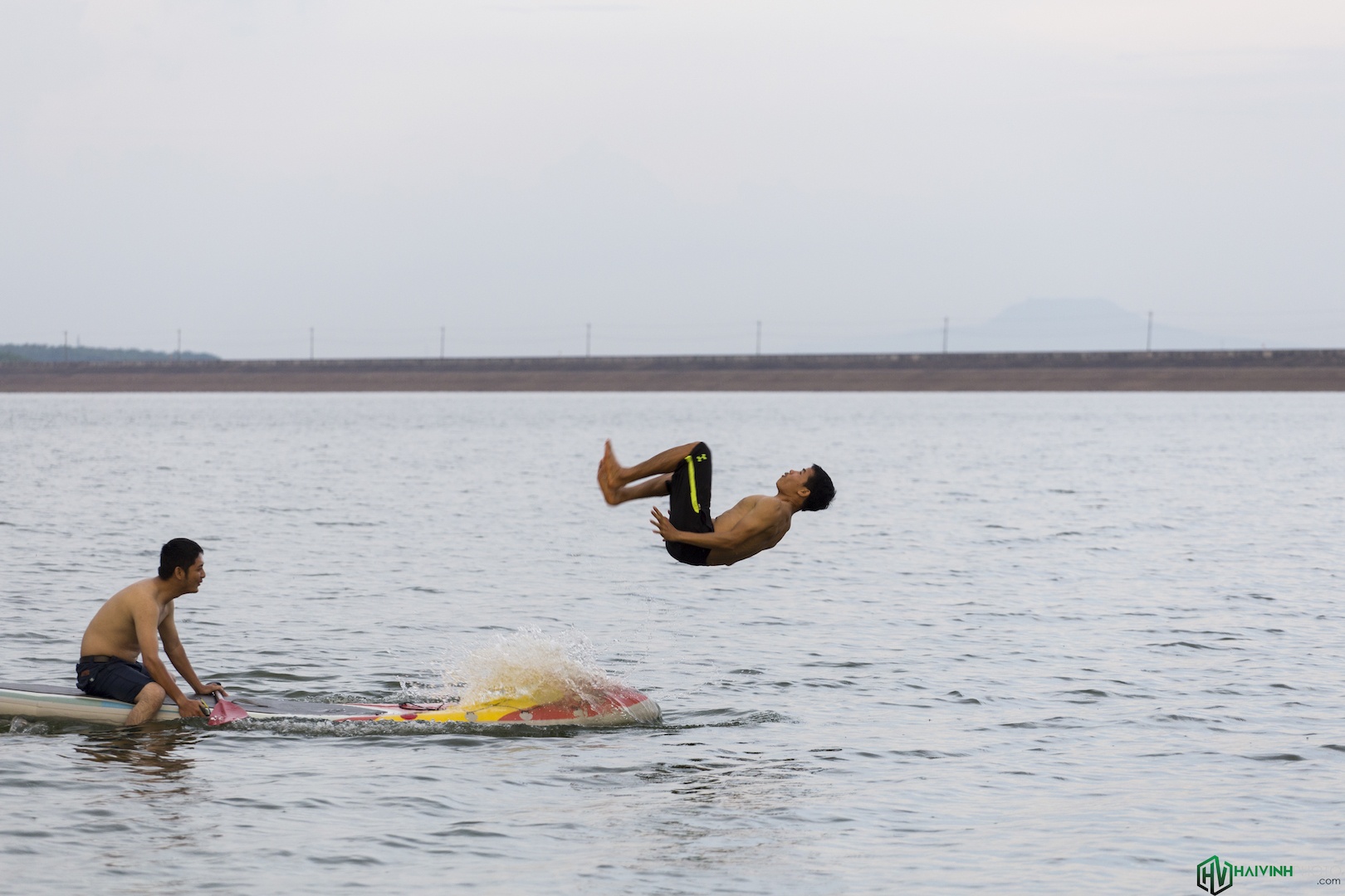 Hanh trinh trekking xuyen rung anh 16