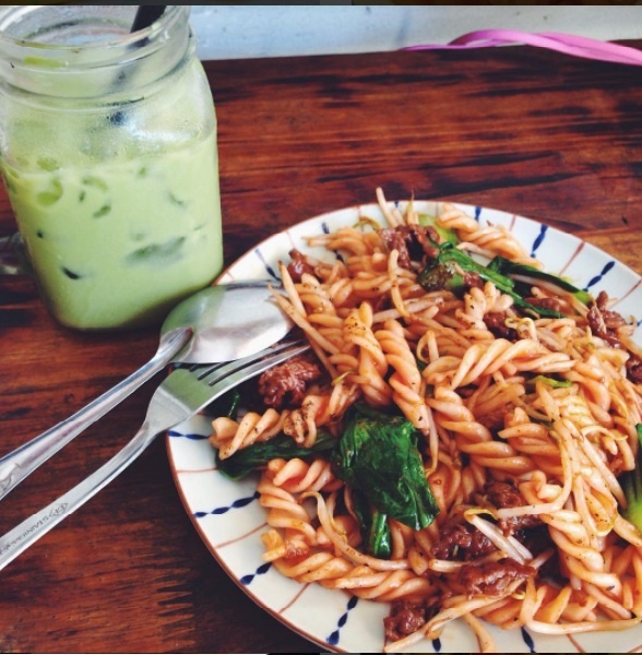 an vat truong cap 3 Ha Noi anh 2