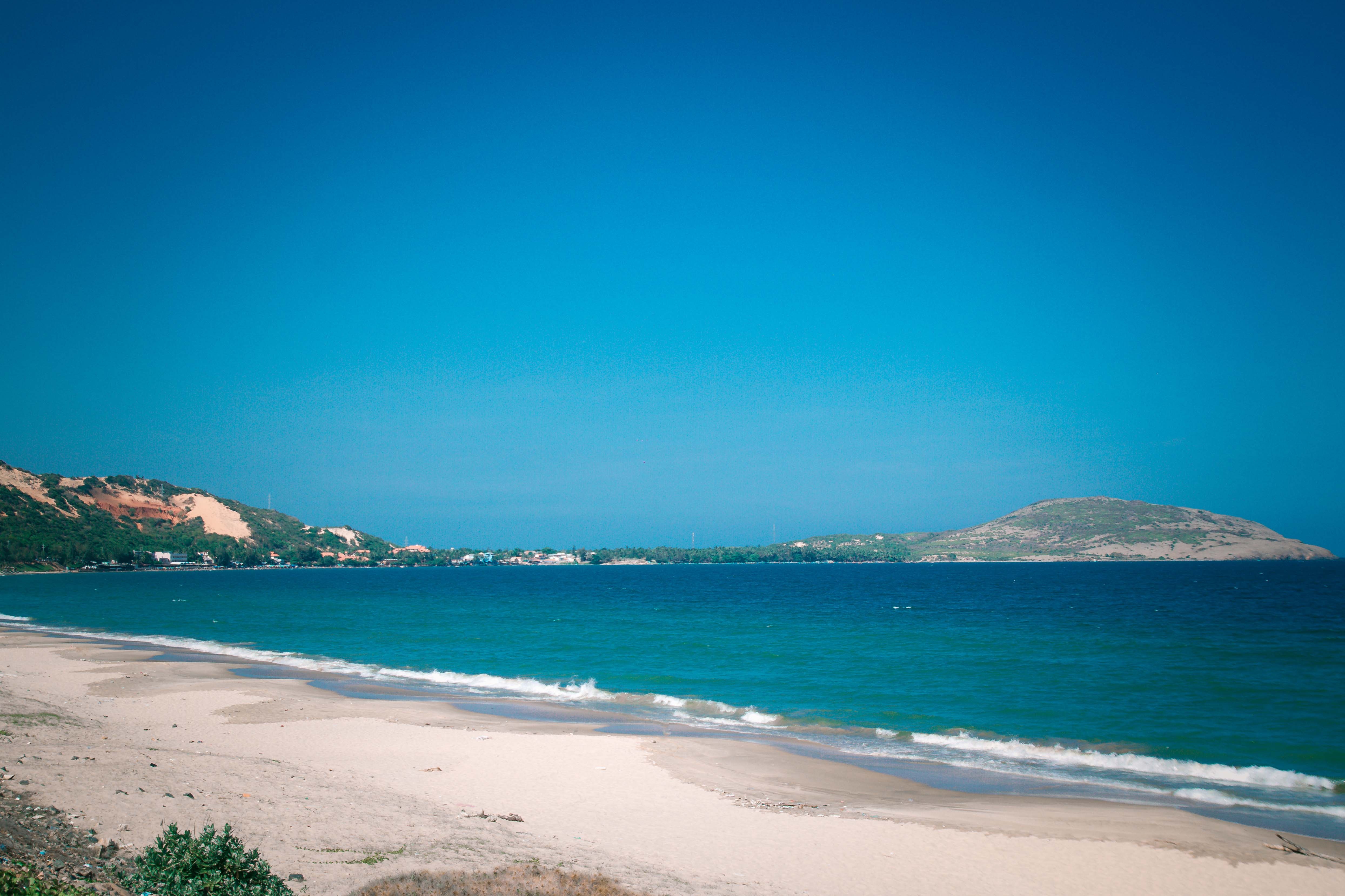 Trekking duong ven bien anh 3