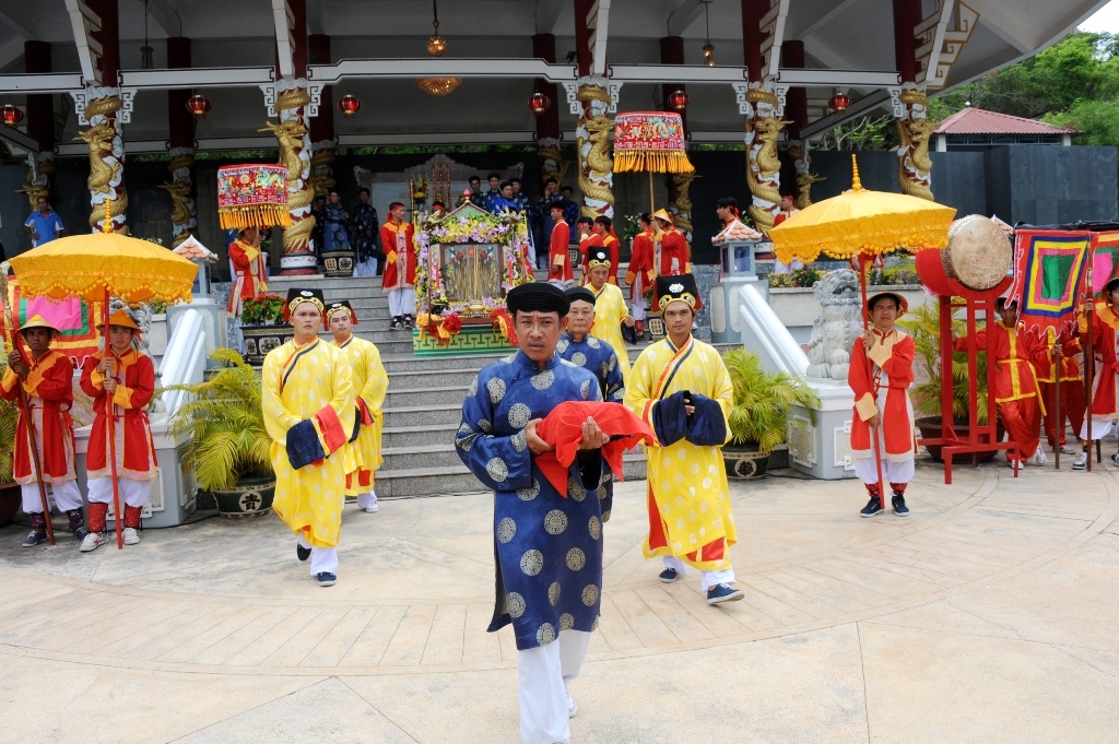 Le hoi Ba Chua Xu nui Sam anh 1