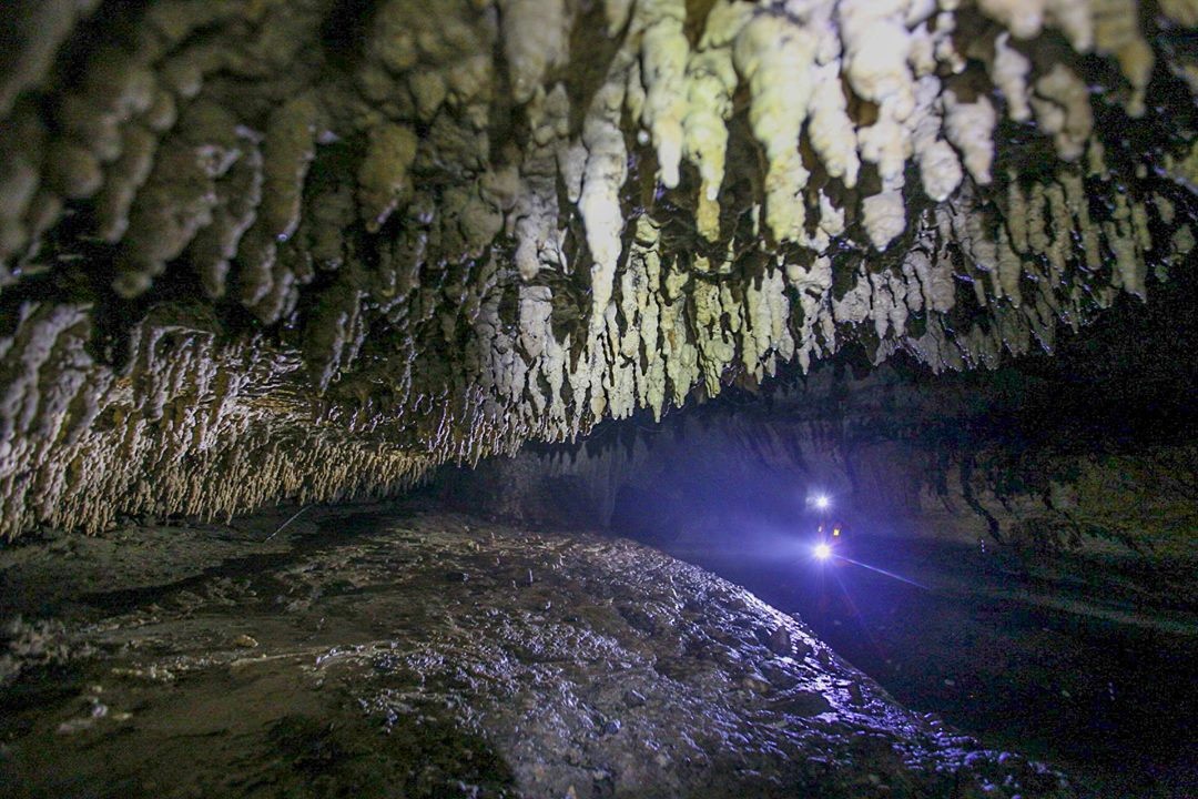 Hanh trinh kham pha hang Tham Phay anh 3