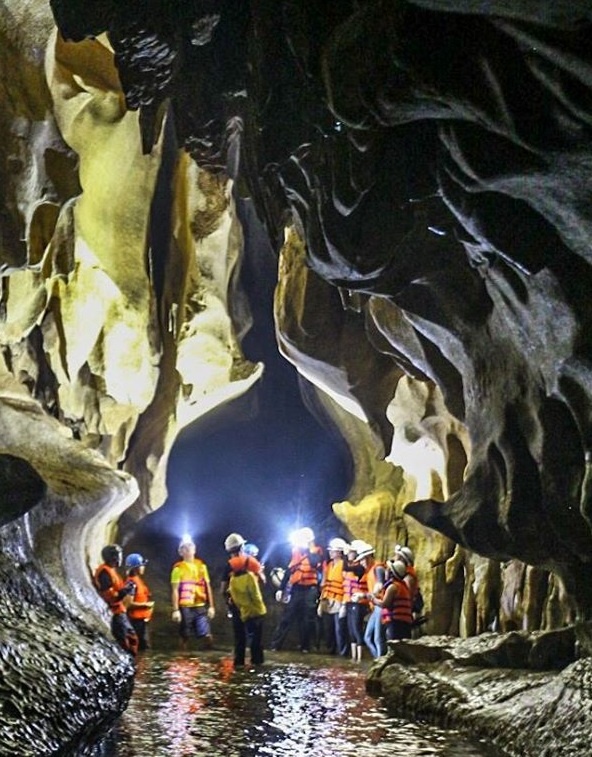 Hanh trinh kham pha hang Tham Phay anh 5