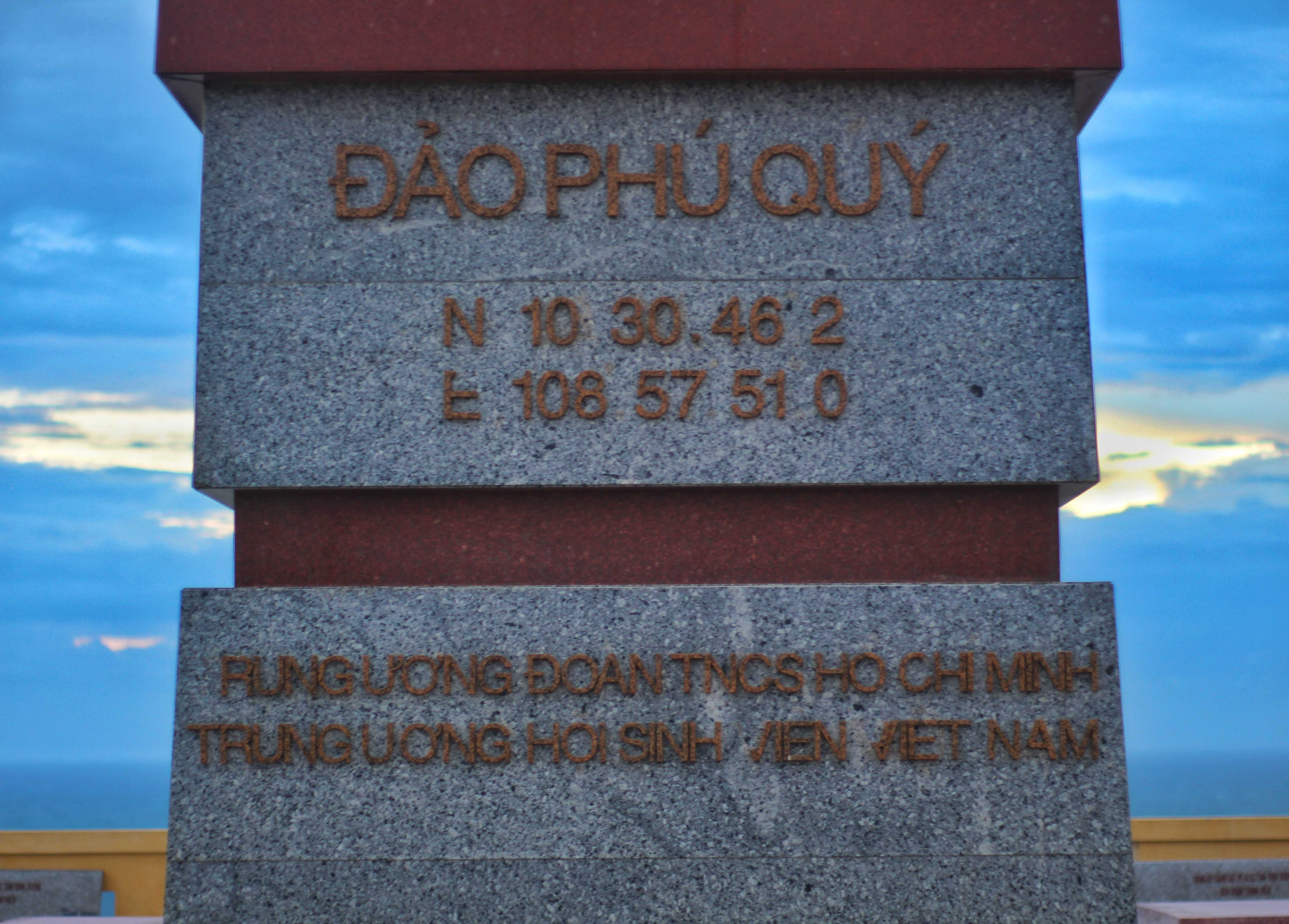 Du lich dao Phu Quy anh 4