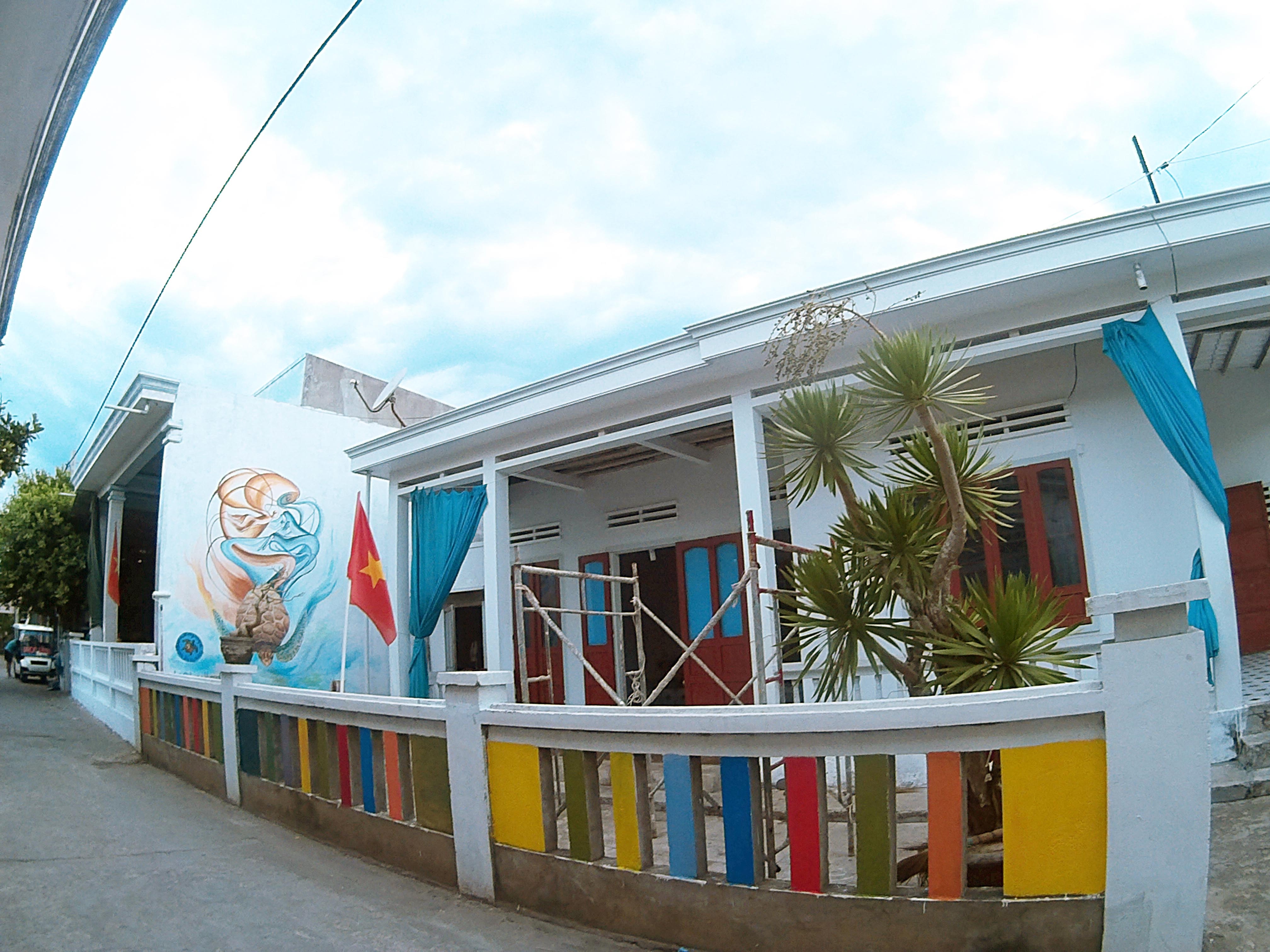 Tham quan lang Bich Hoa anh 16