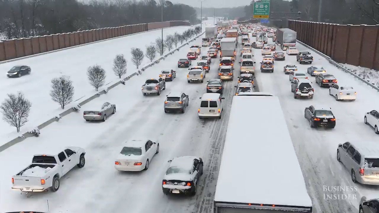 Vi sao duong cao toc My co tuong chan be tong? hinh anh