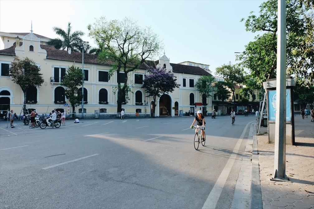 Co mot Ha Noi diu dang trong nang he hinh anh