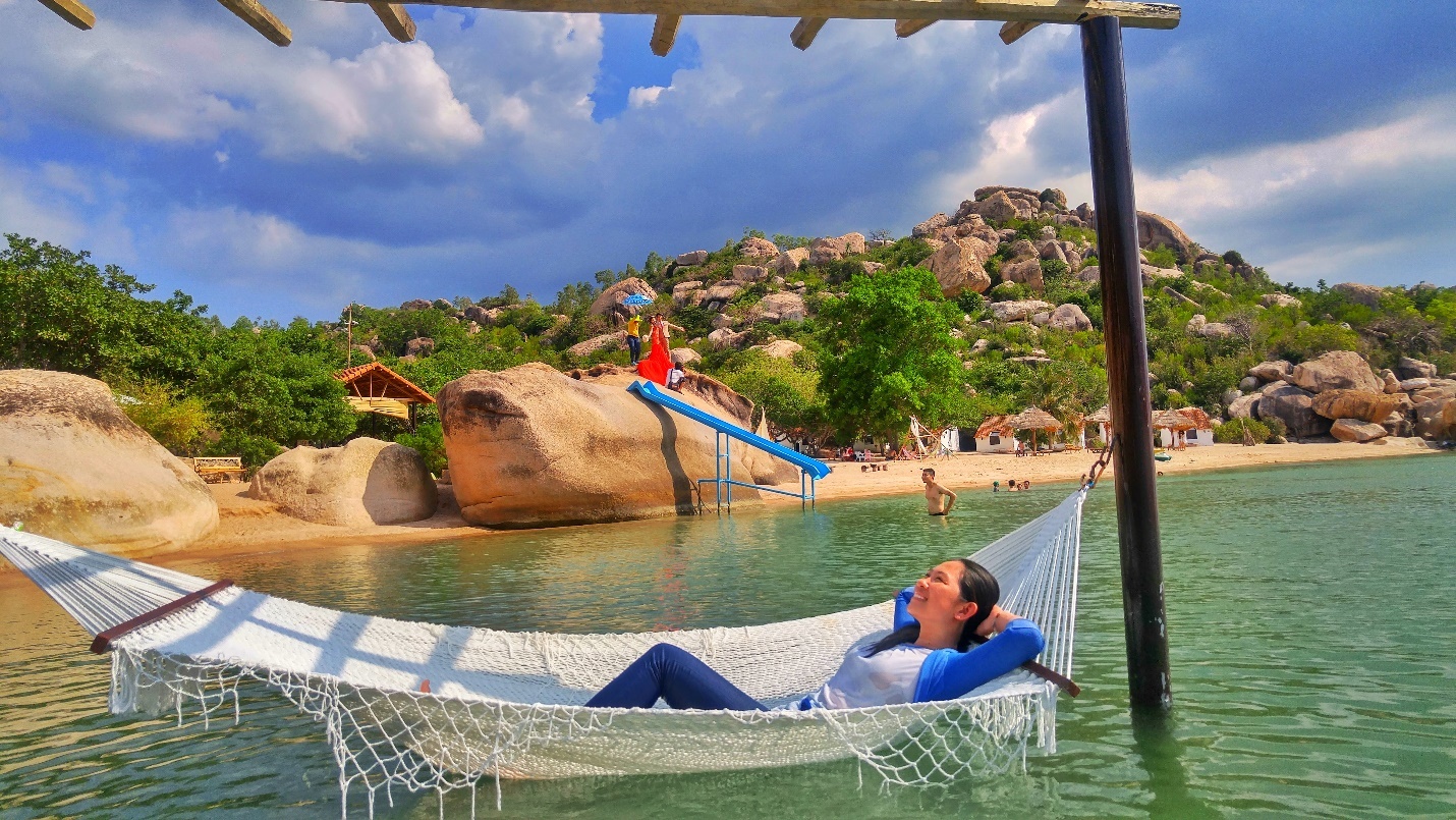 Cung duong bien Nam Trung Bo anh 13