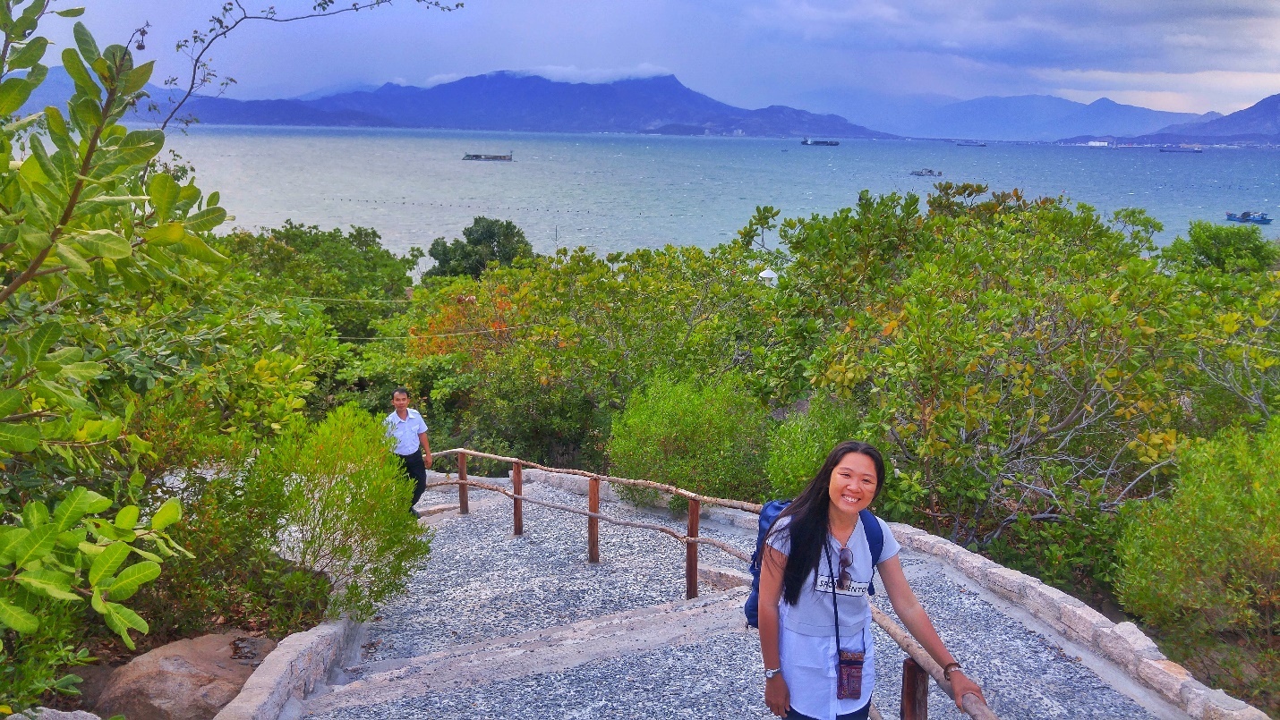 Cung duong bien Nam Trung Bo anh 16