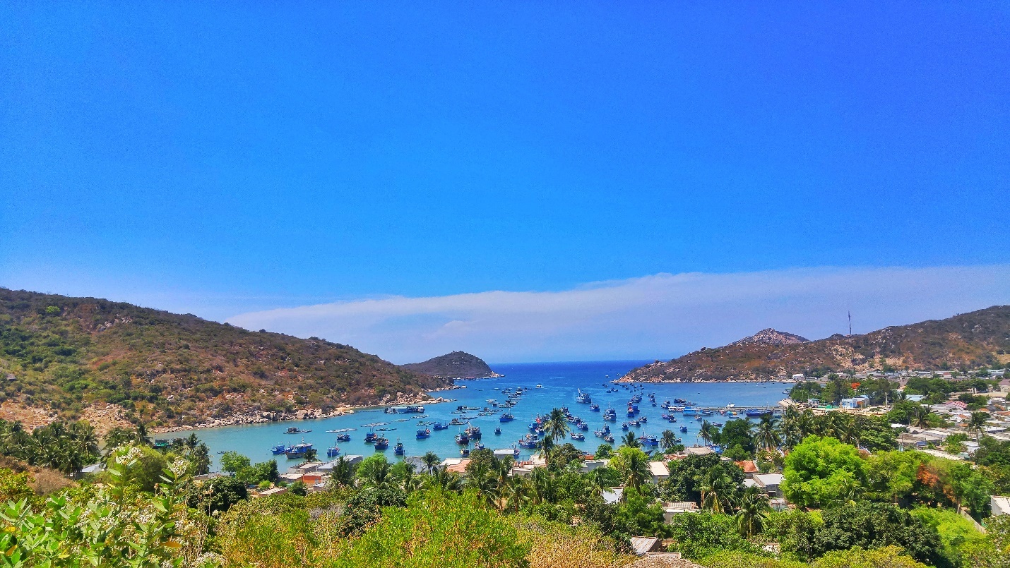 Cung duong bien Nam Trung Bo anh 9