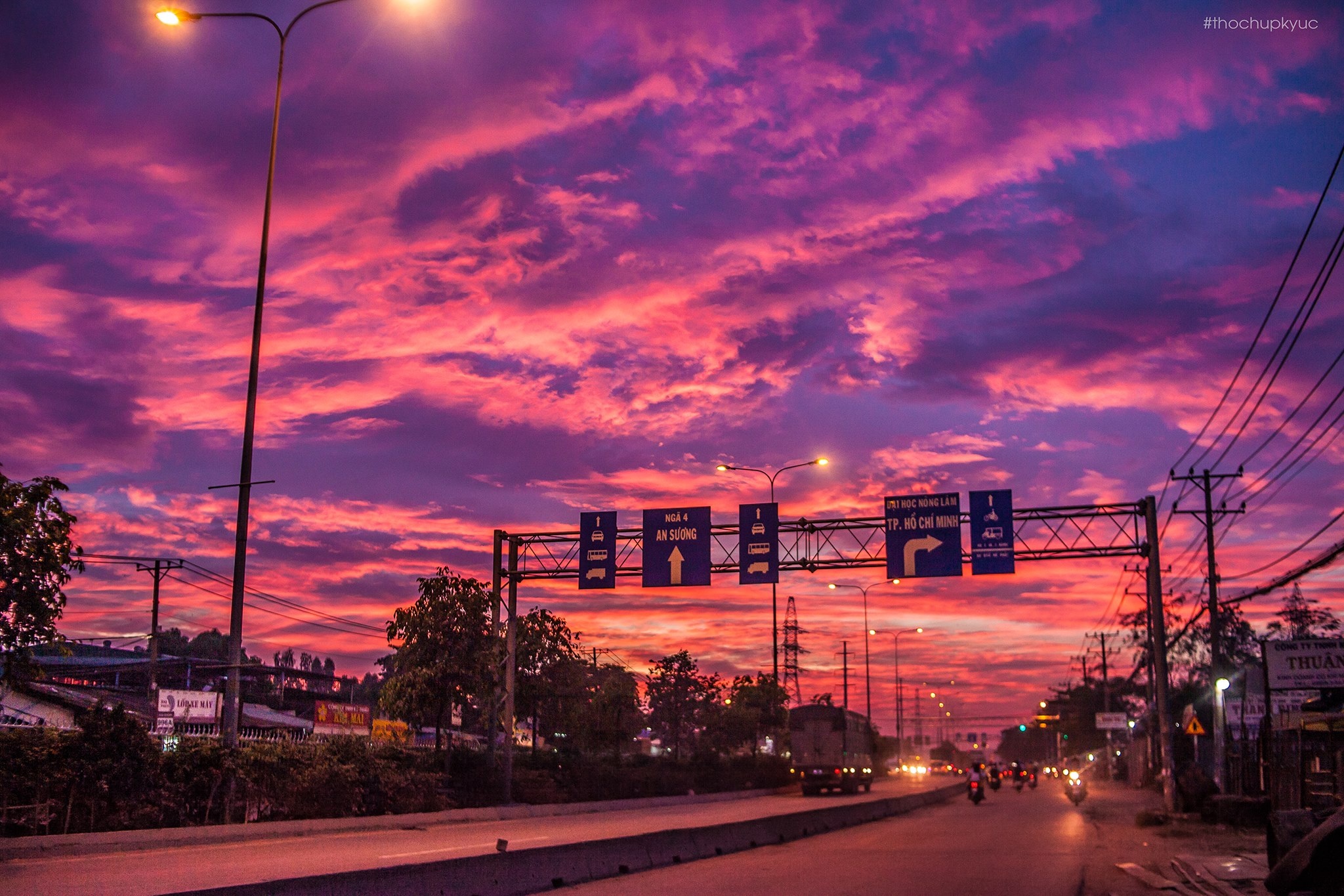 Binh minh hoang hon o Sai Gon anh 11