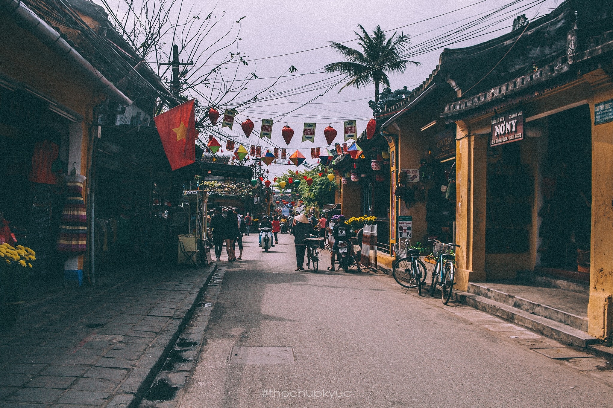 Lac loi o Hoi An anh 2