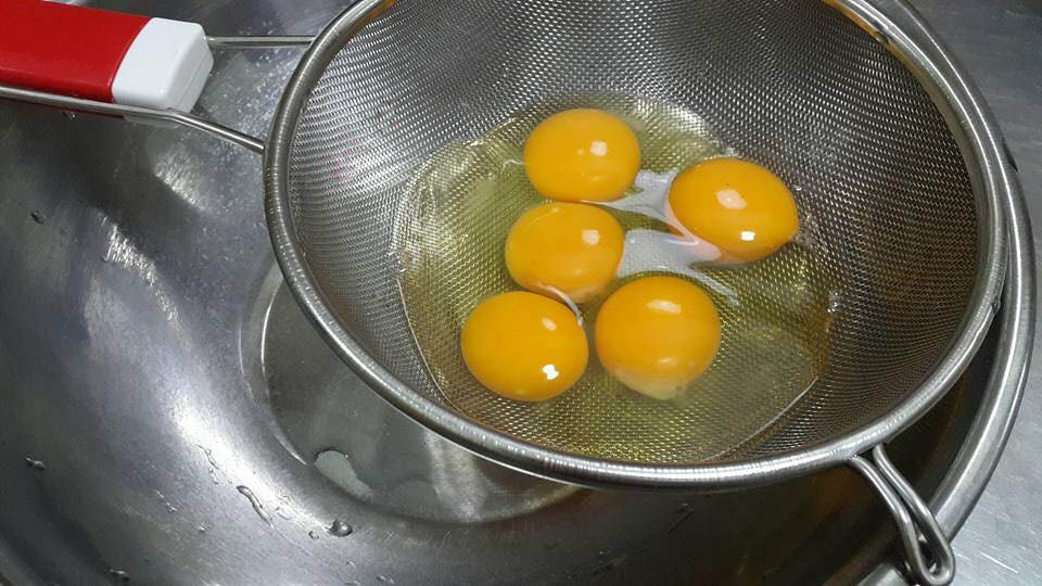 Cách làm bánh flan ít trứng ảnh 2 Cach lam banh flan it trung anh 2