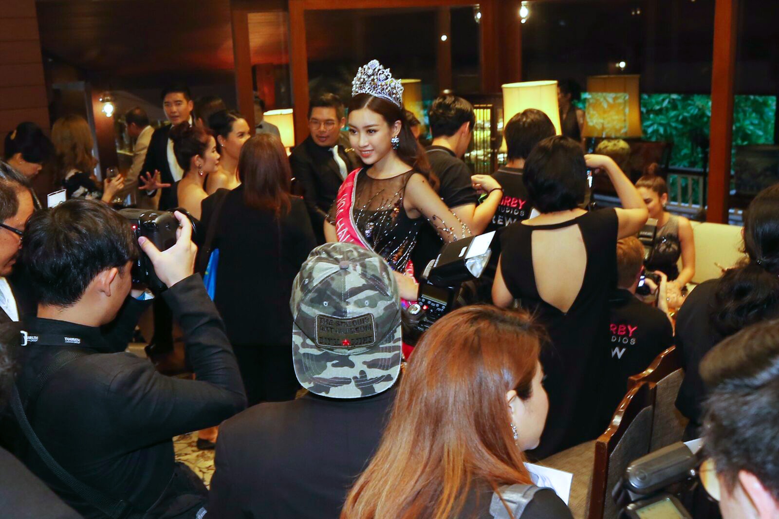 Hoa hau Do My Linh anh 6