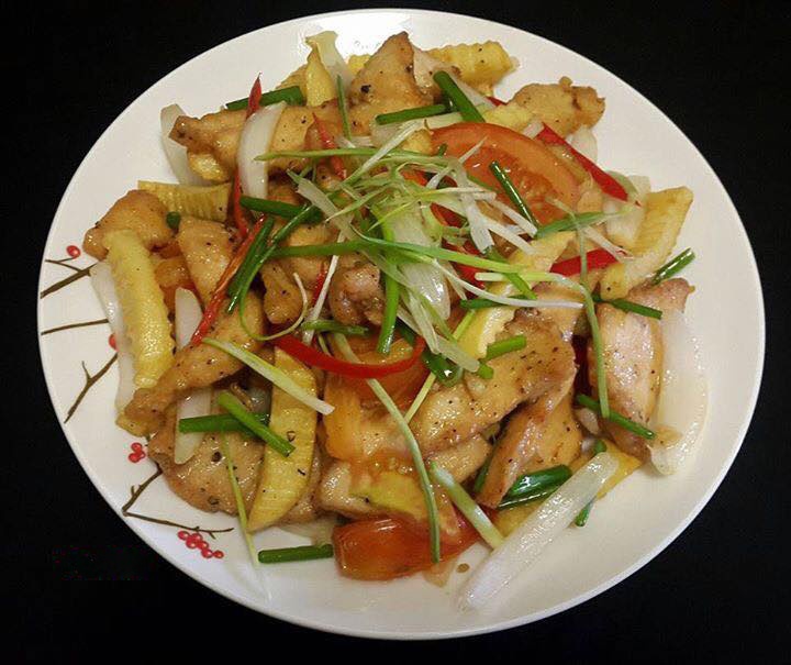 Thịt gà xào khoai tây ảnh 3 Thit ga xao khoai tay anh 3