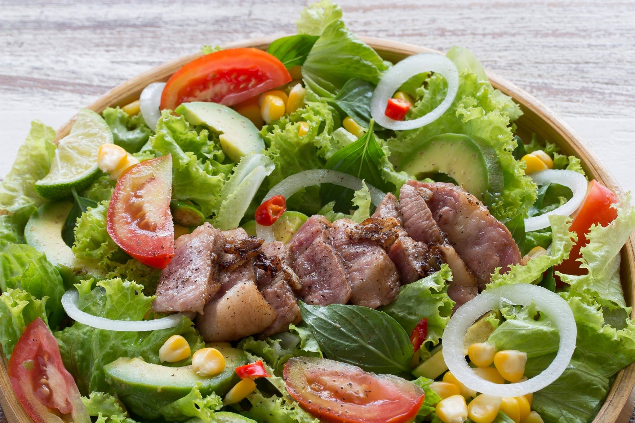 Salad bo - bua an lanh manh cho suc khoe hinh anh