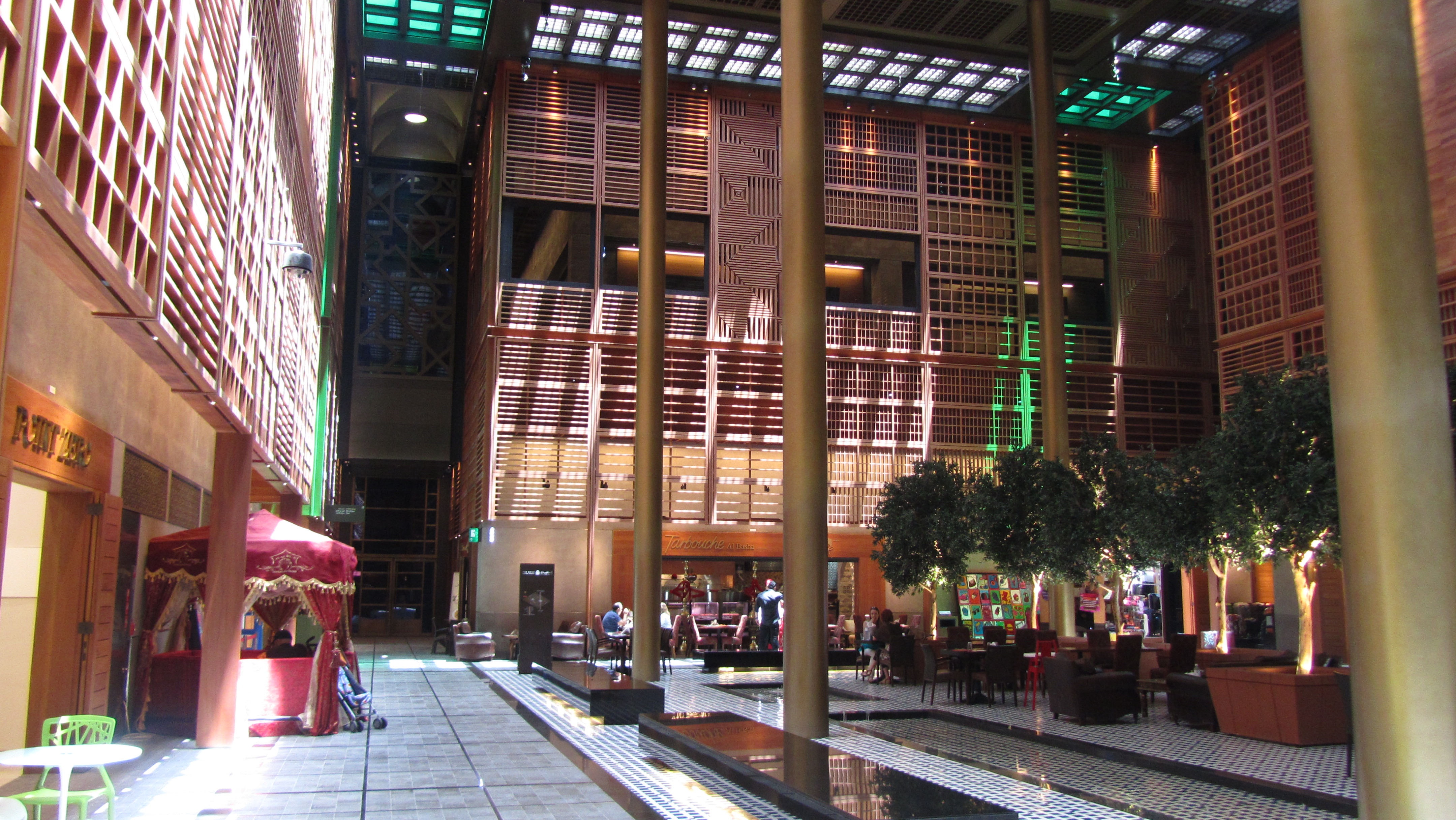 Kham pha thanh pho Abu Dhabi anh 14