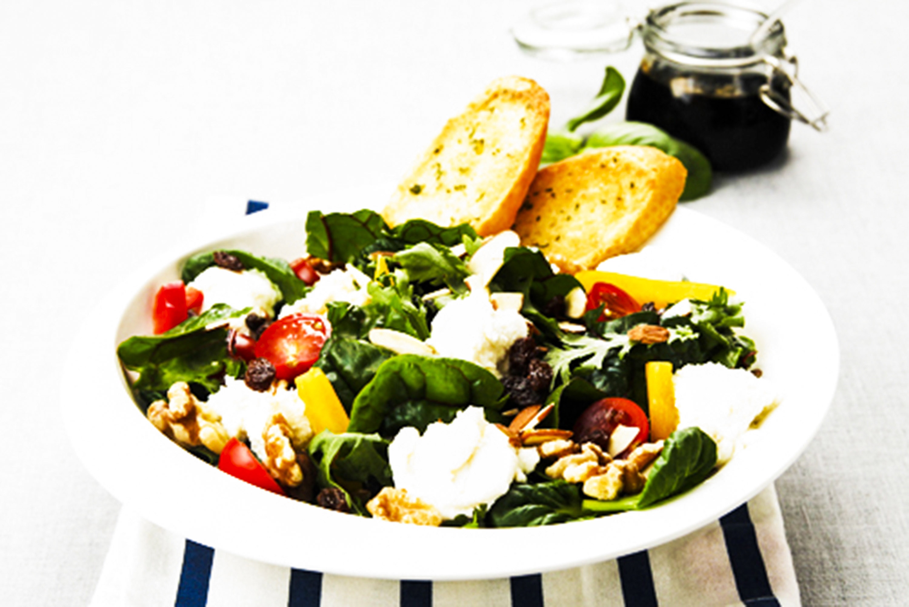 Du lich dao Nami anh 12