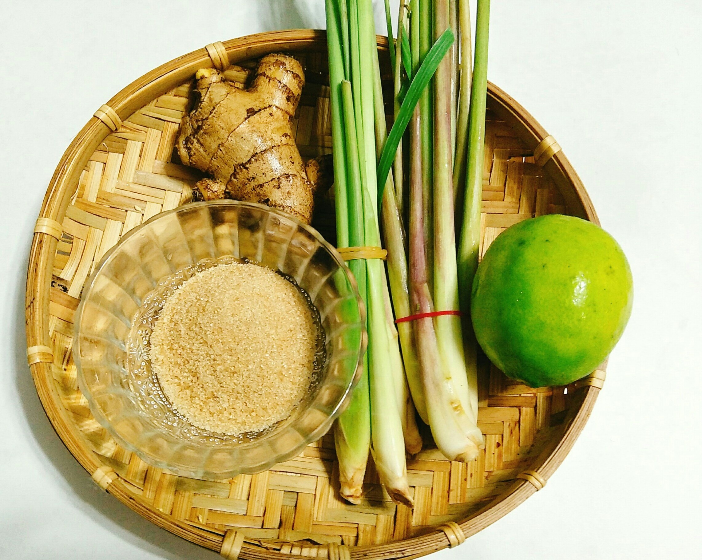 Nuoc chanh vi gung sa anh 1