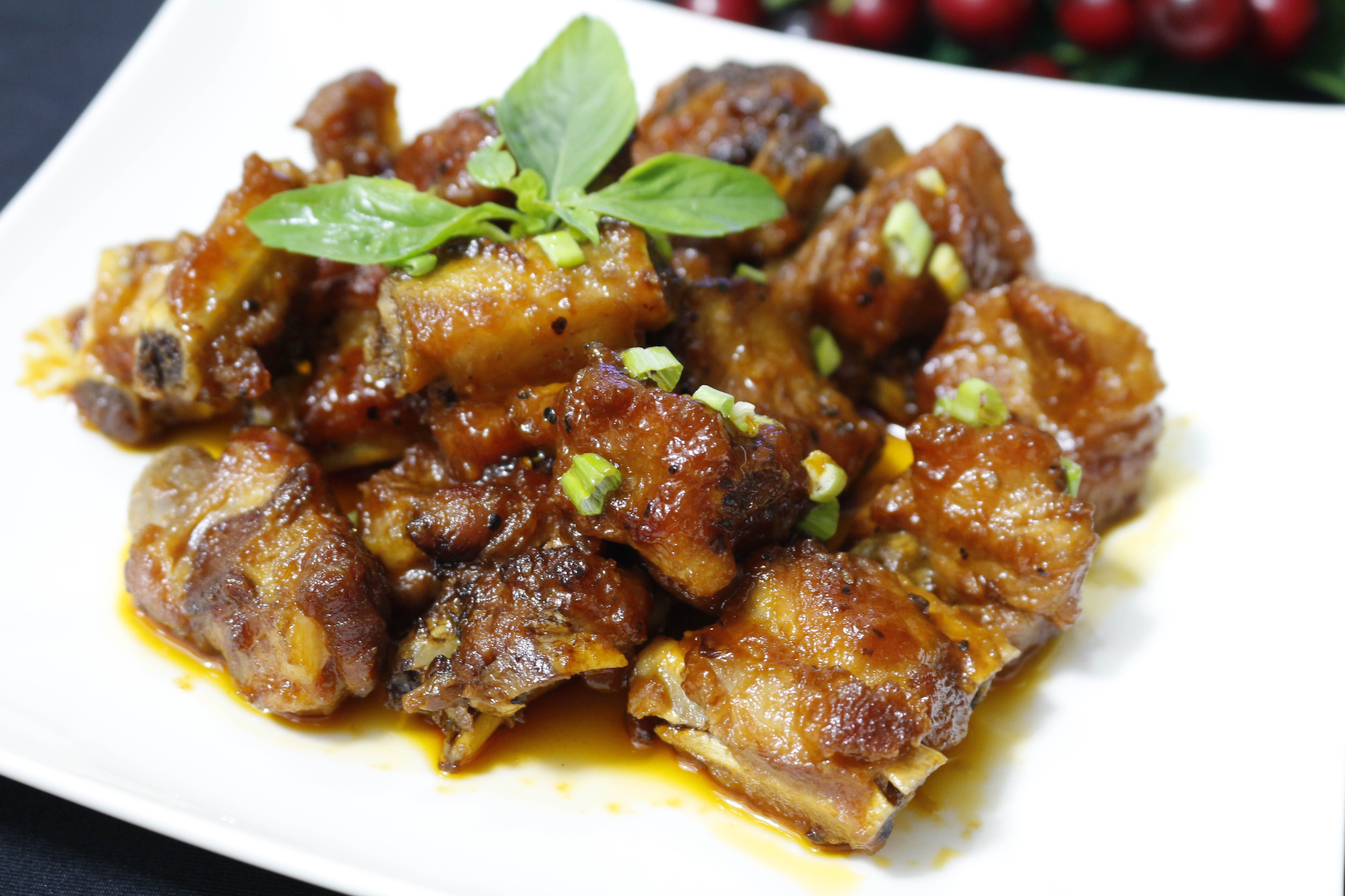 Cong thuc che bien mon suon xao chua ngot hinh anh