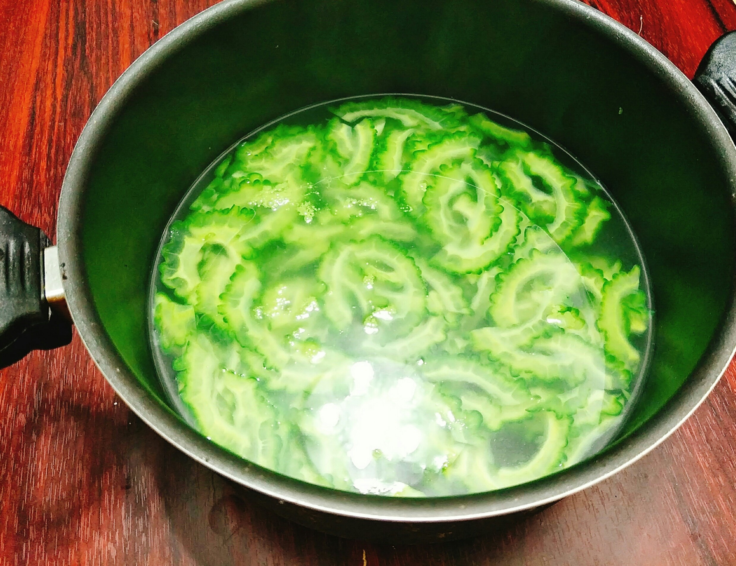 Trung muoi xao muop dang anh 4