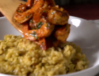 Com rang tom chien theo phong cach chau My hinh anh