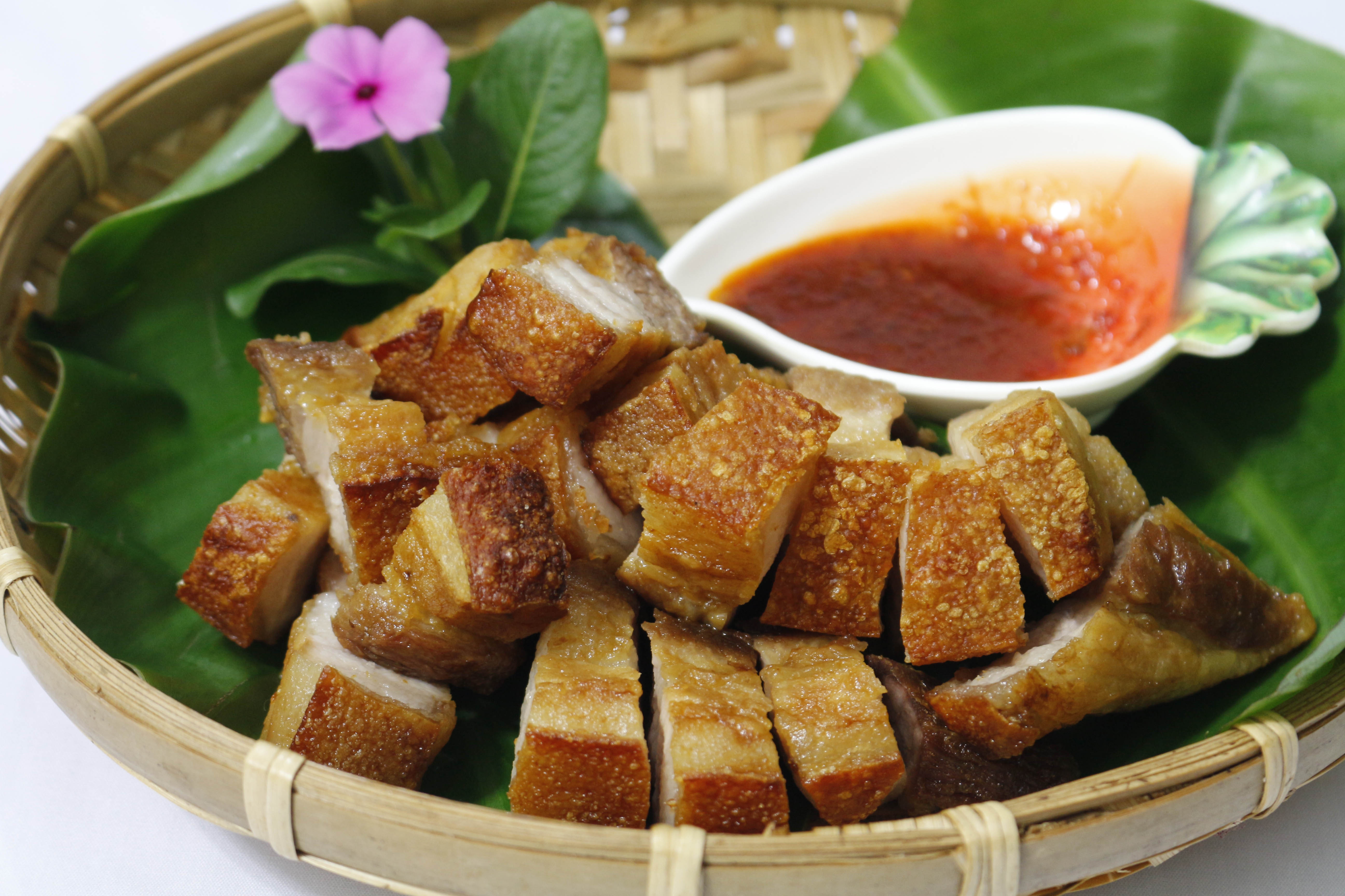 Thit quay gion bi khong can lo nuong hinh anh