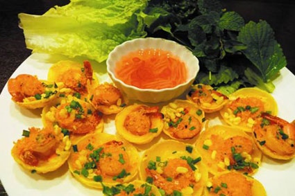 Cach do banh khot - mon dac san mien Tay hinh anh