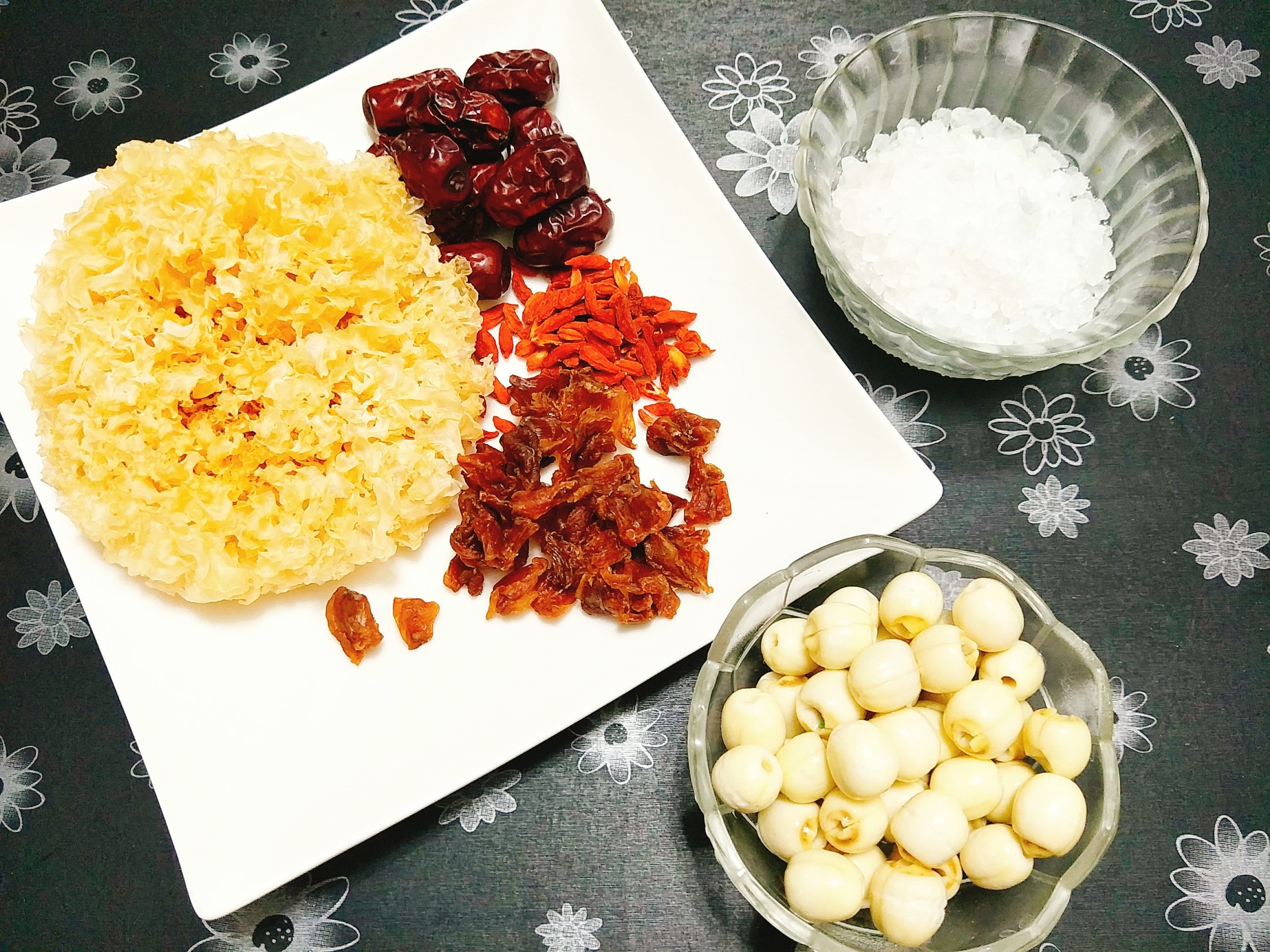 Che nam tuyet hat sen anh 1