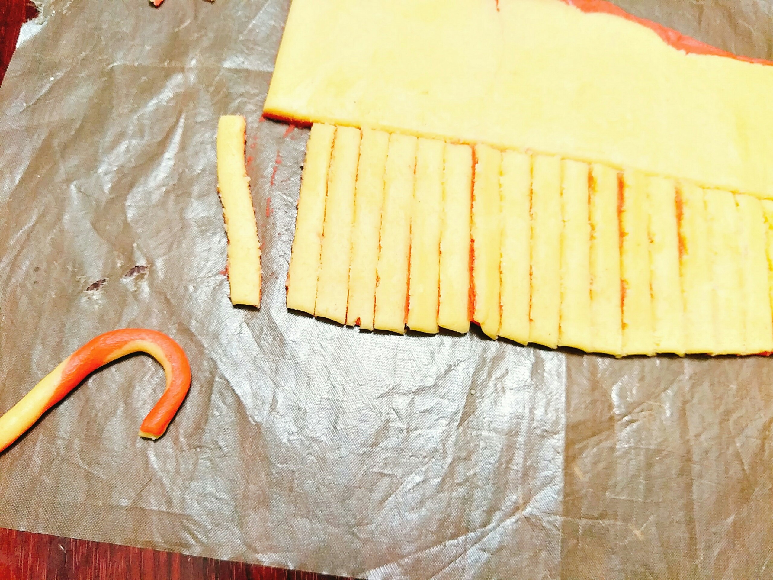 Banh quy hinh cay keo anh 6