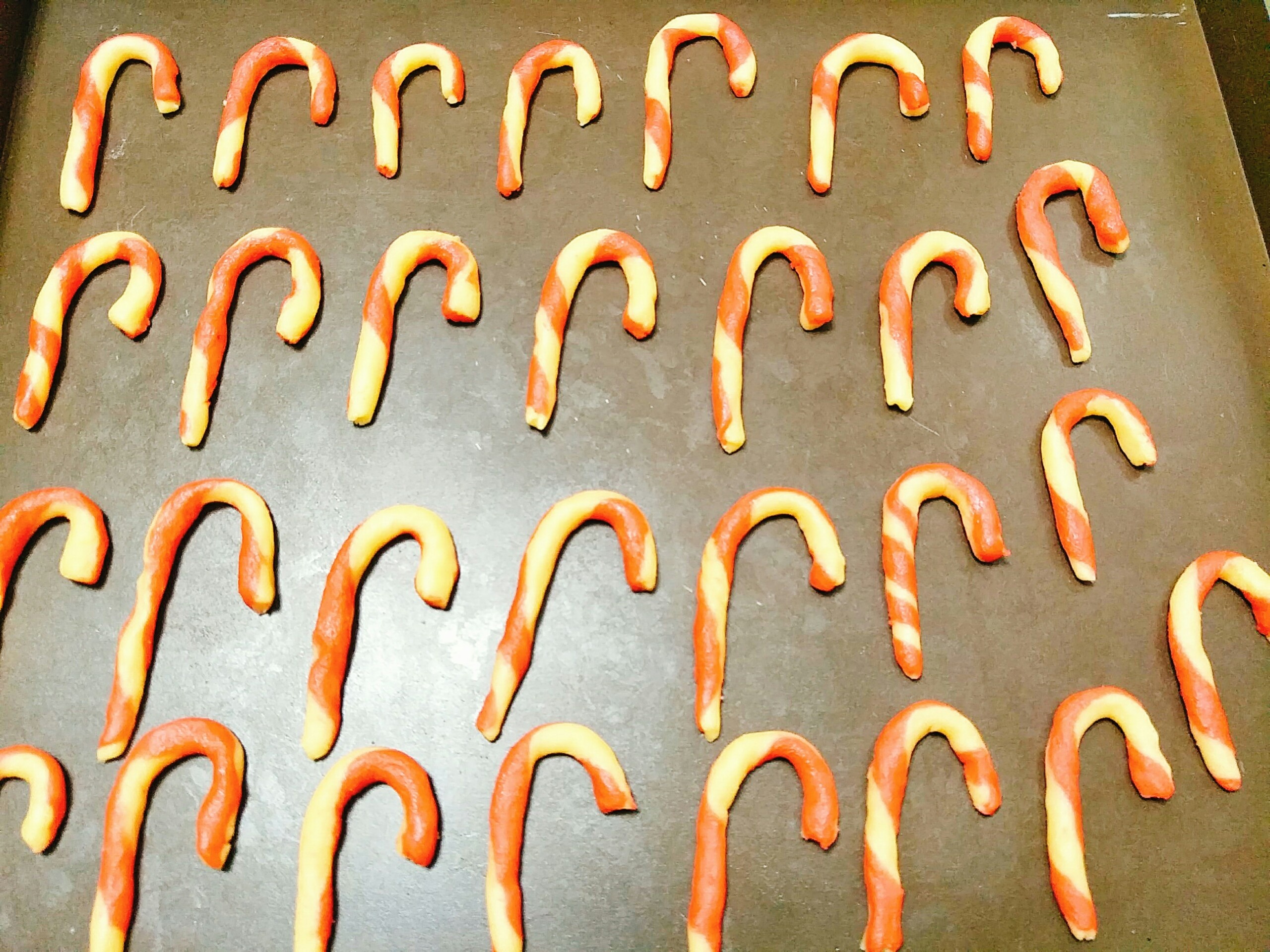 Banh quy hinh cay keo anh 7