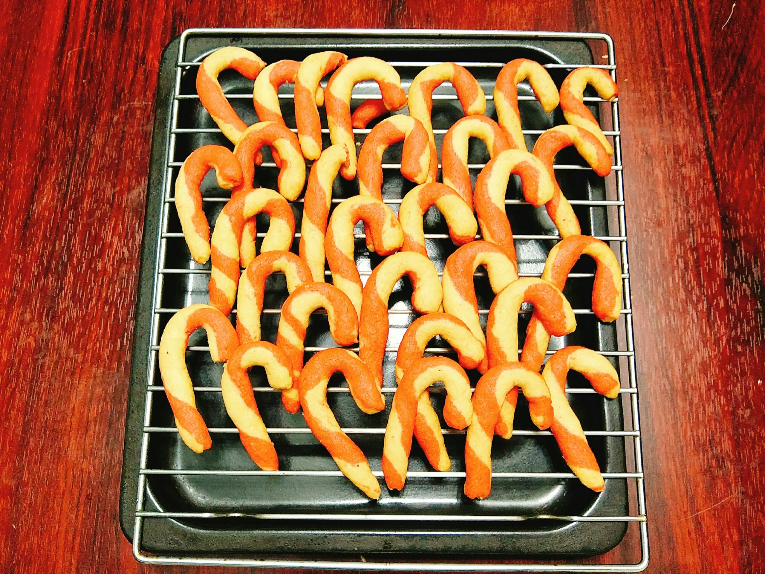 Banh quy hinh cay keo anh 8