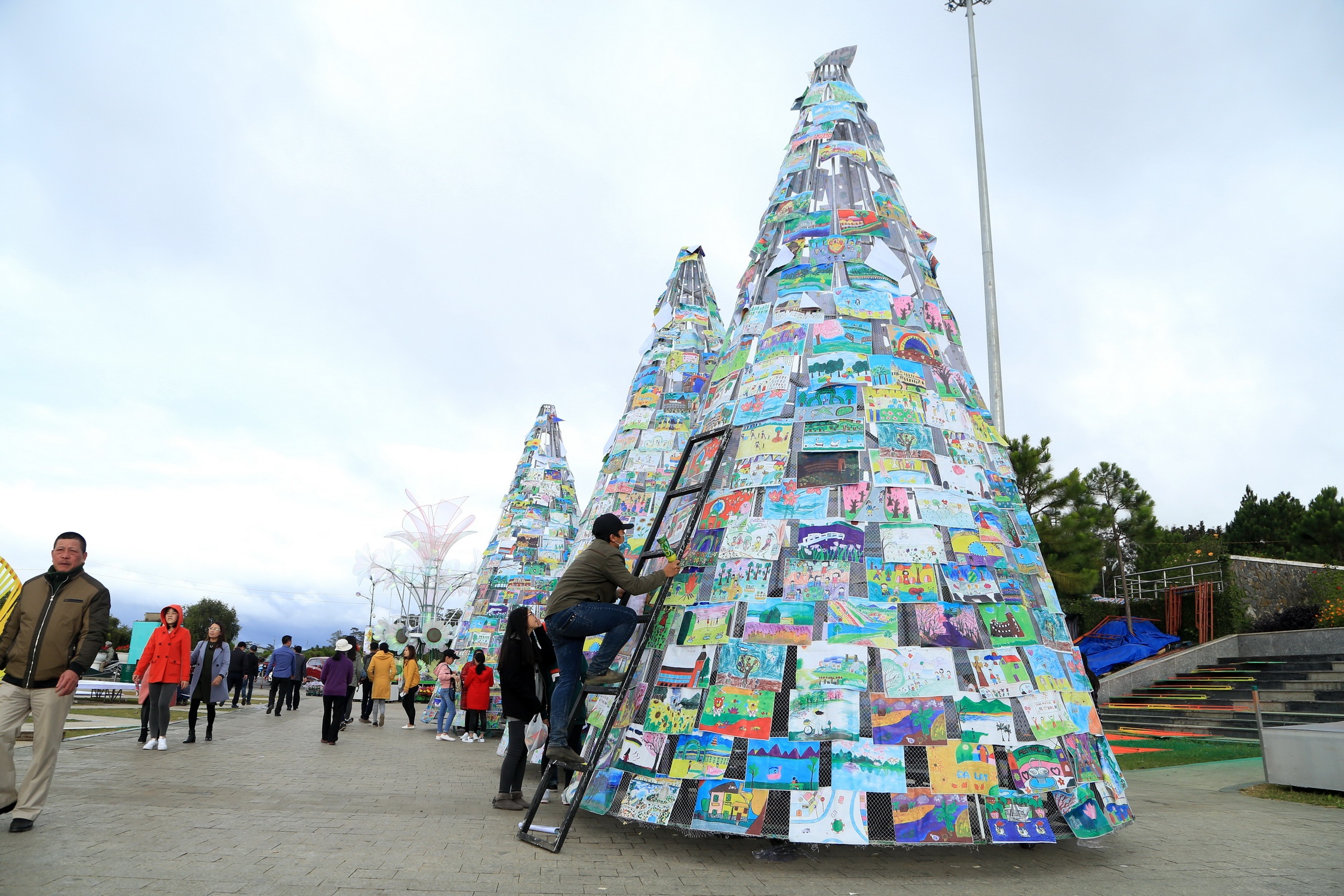 Festival Hoa lan thu 7 anh 9