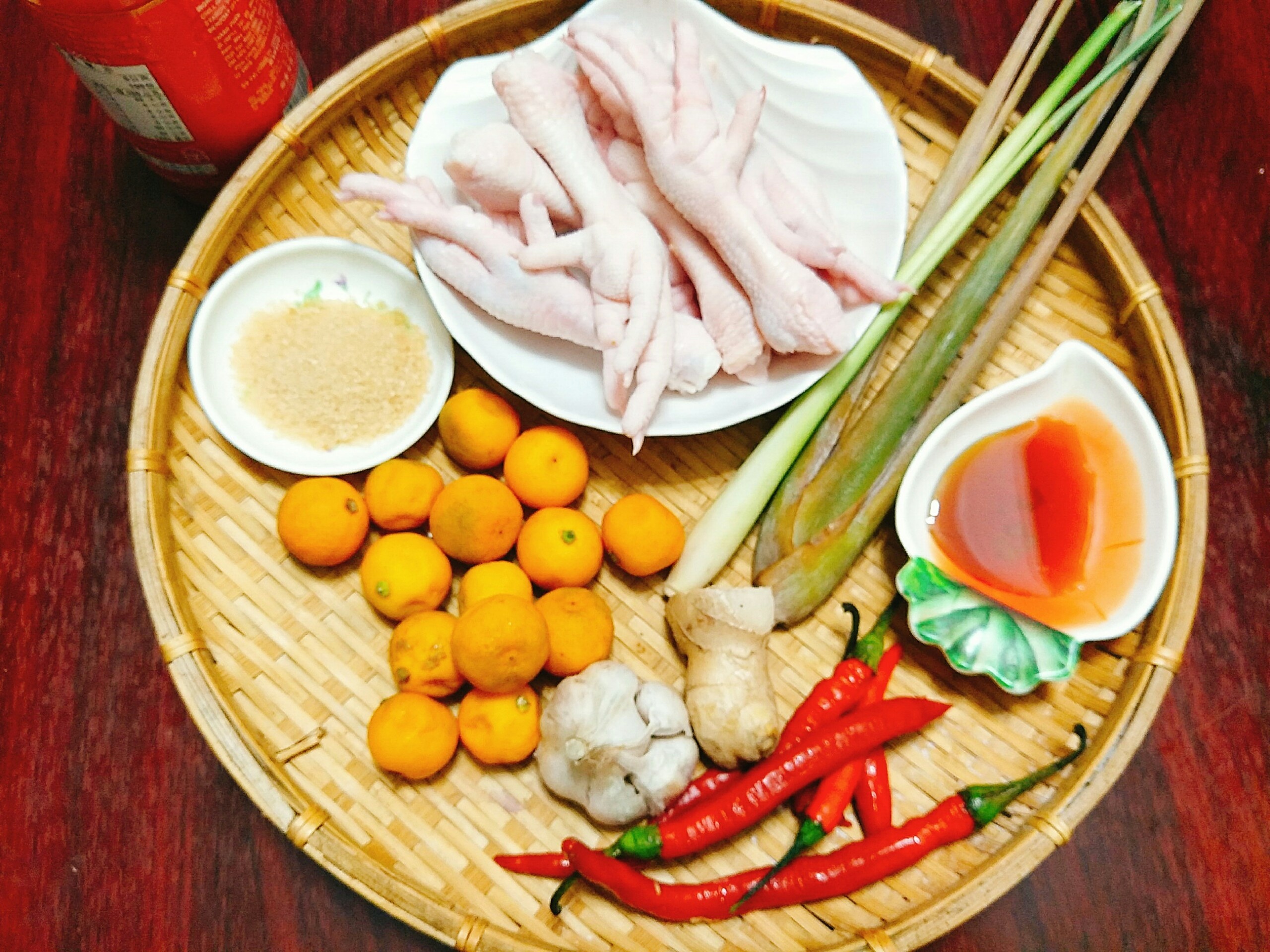 Chan ga ngam sa tac anh 1