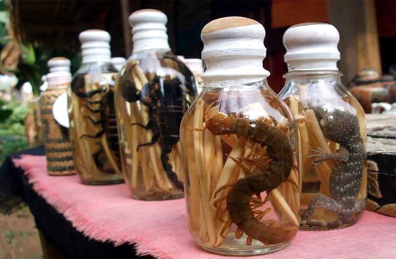 Lang ruou Whisky noi tieng cua Lao hinh anh