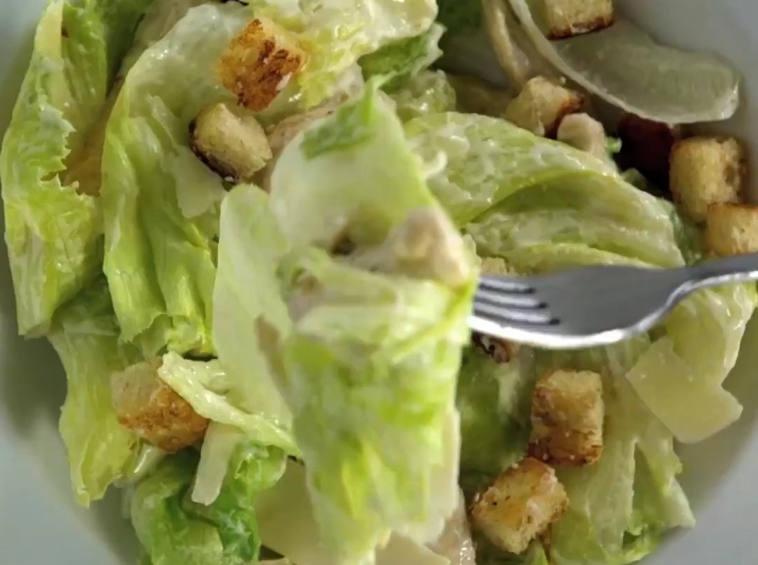 Cach lam salat ga pho mai kieu Italy hinh anh