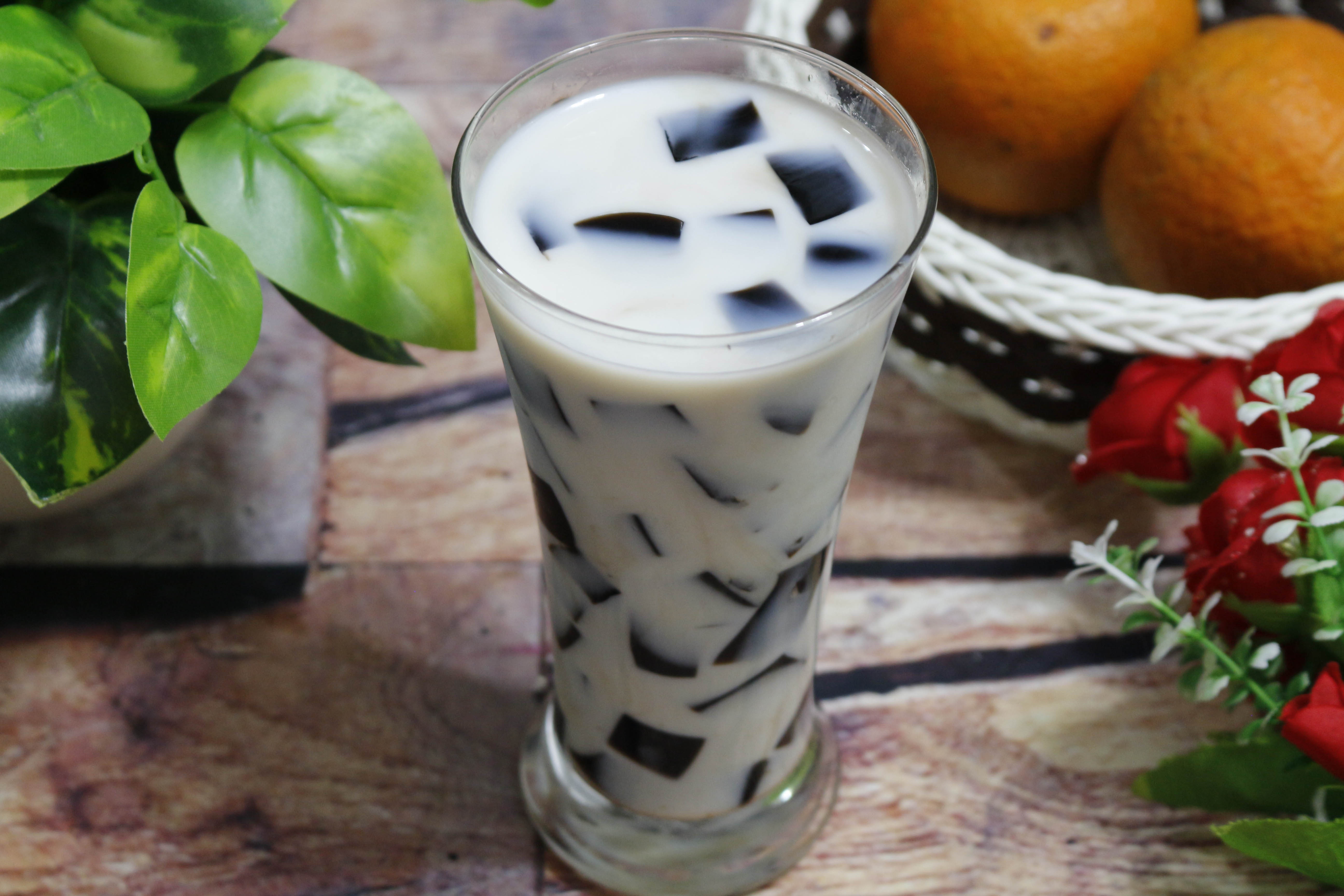 Hoc ngay cach lam thach suong sao sua tuoi cho ngay nong buc hinh anh