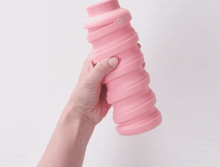 Binh nuoc du lich cuc tien loi co the thu gon hinh anh