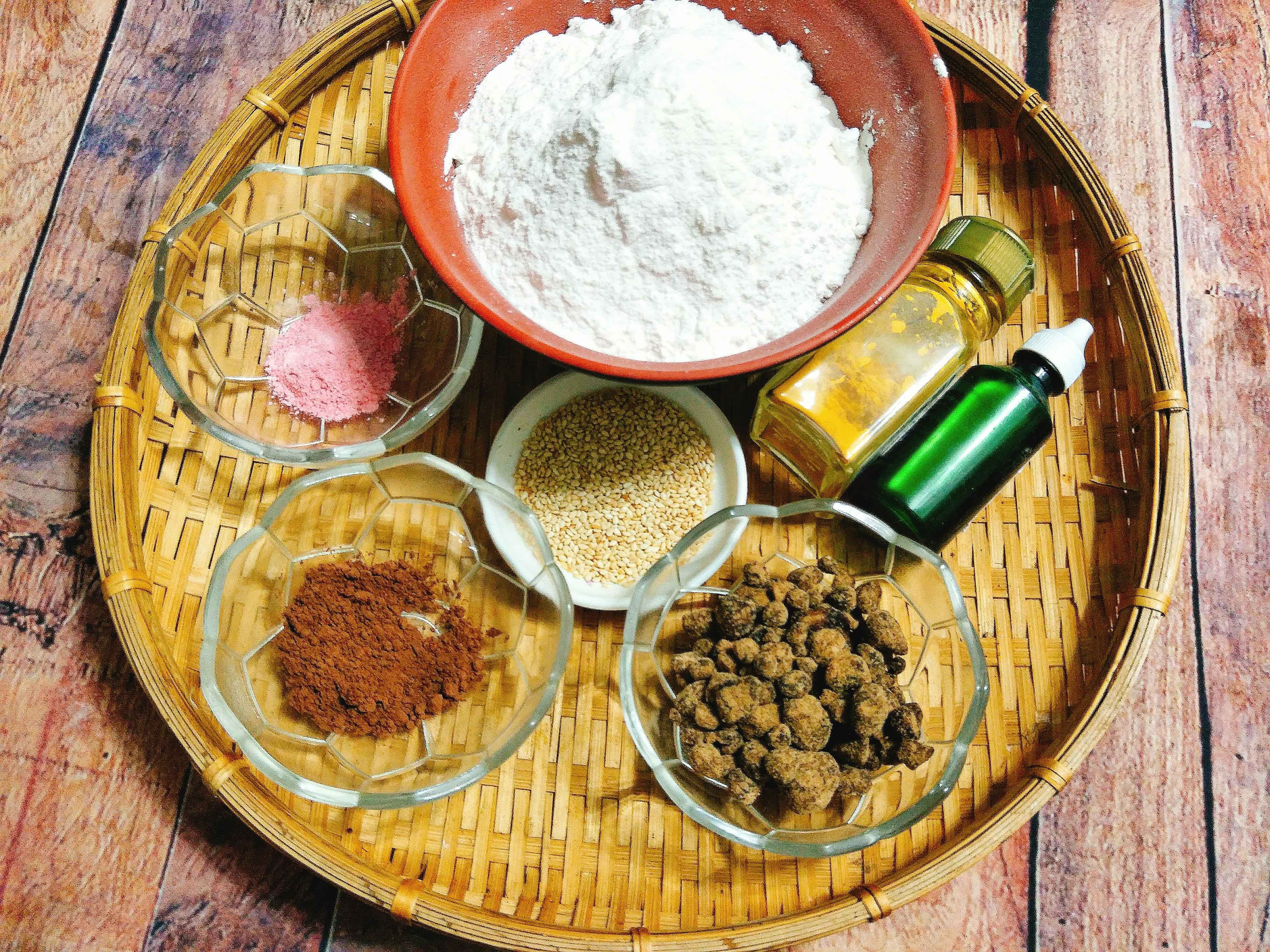 Banh troi ngu sac anh 1