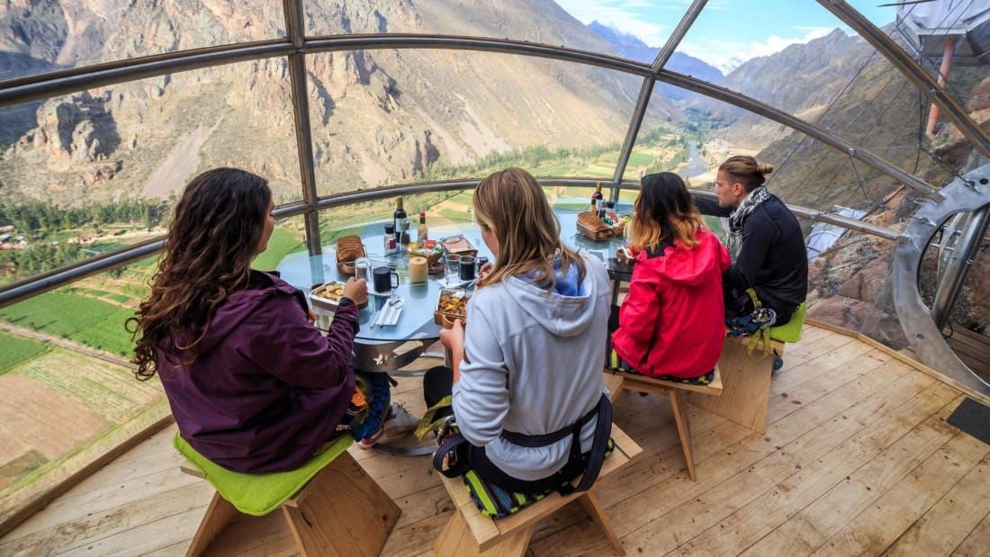 khach san tren vach nui anh 6