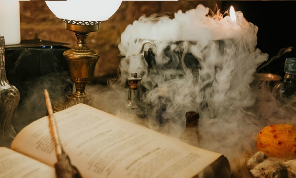 Nha hang phu thuy voi chu de Harry Potter hinh anh