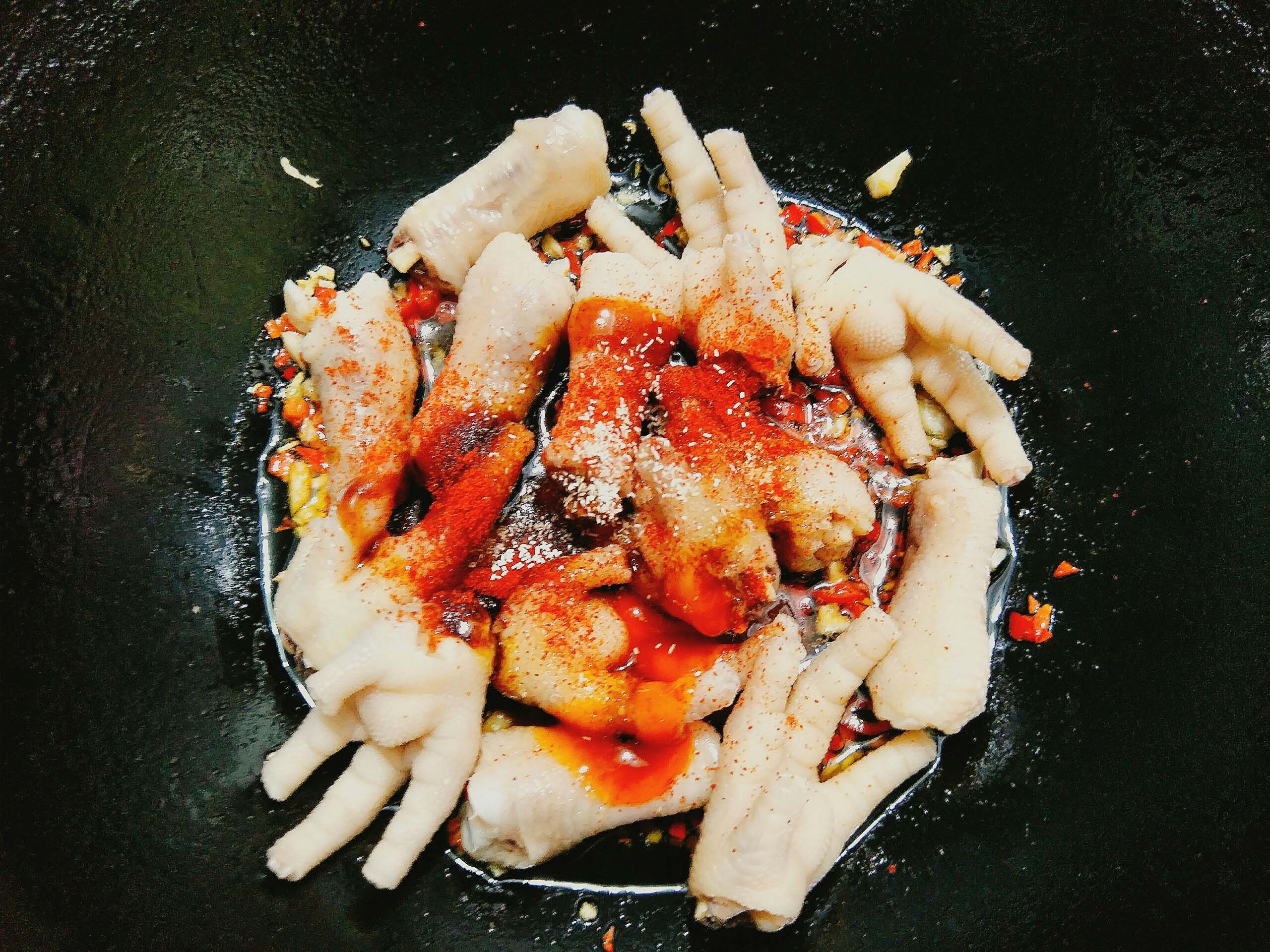 Chan ga xao cay anh 6