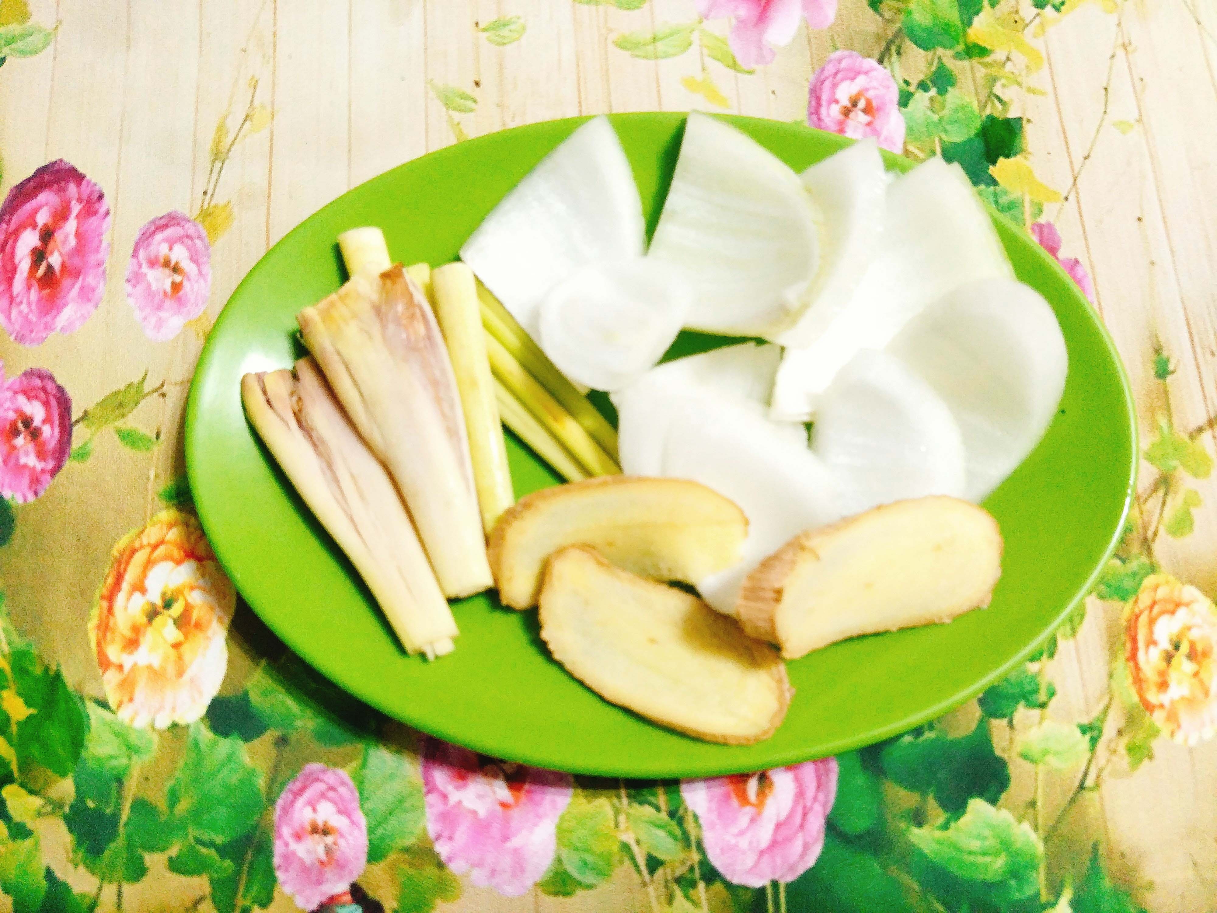 Chân gà xào chua ngọt ảnh 3 Chan ga xao chua ngot anh 3