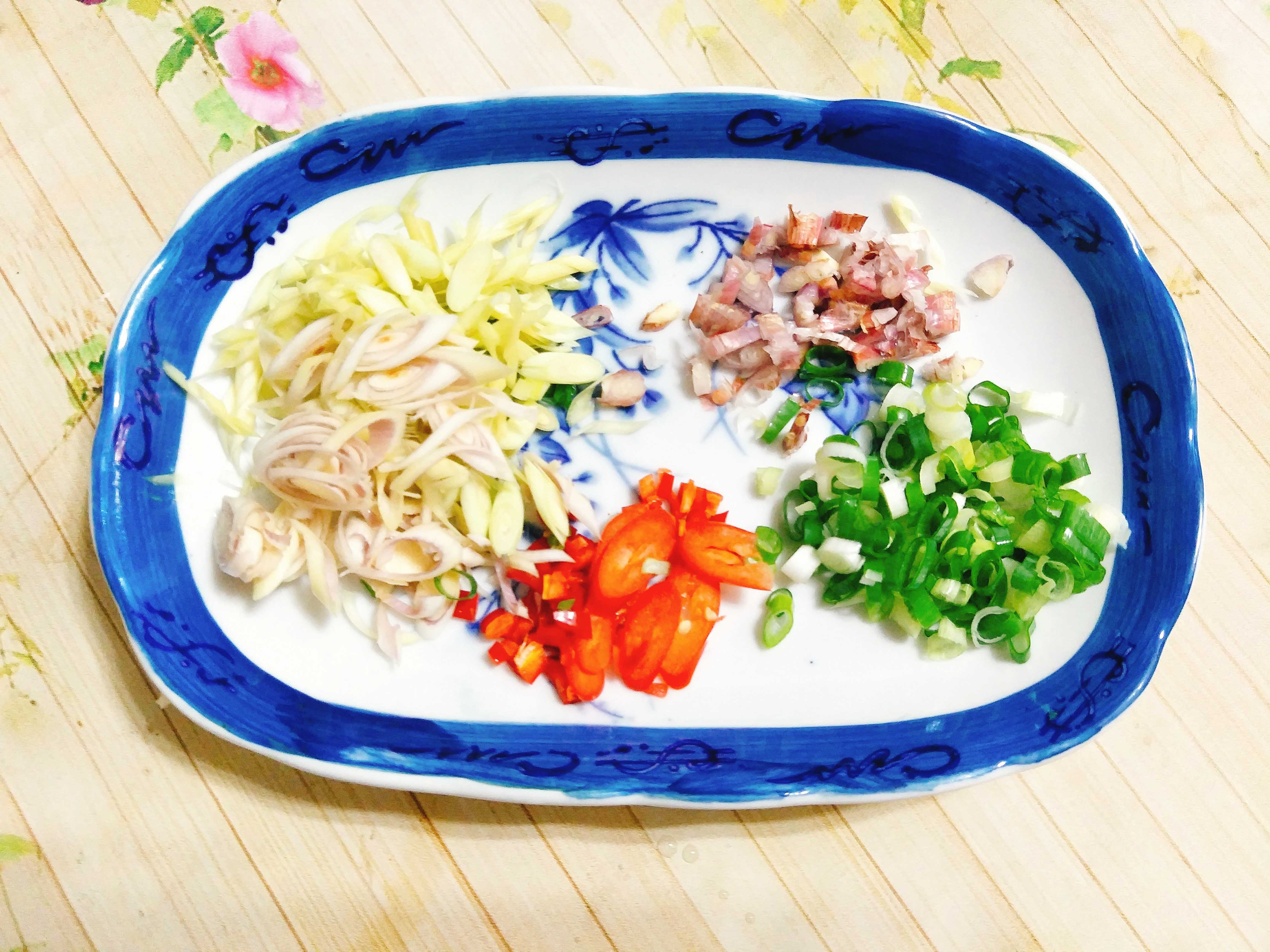 Tôm xào xả ớt ảnh 3 Tom xao xa ot anh 3