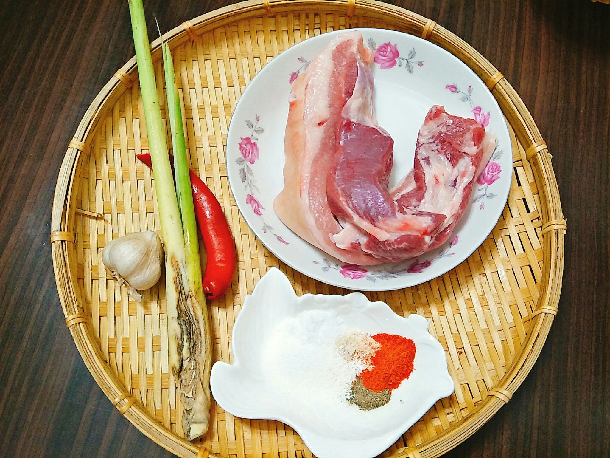 Thit ba chi mot nang anh 1