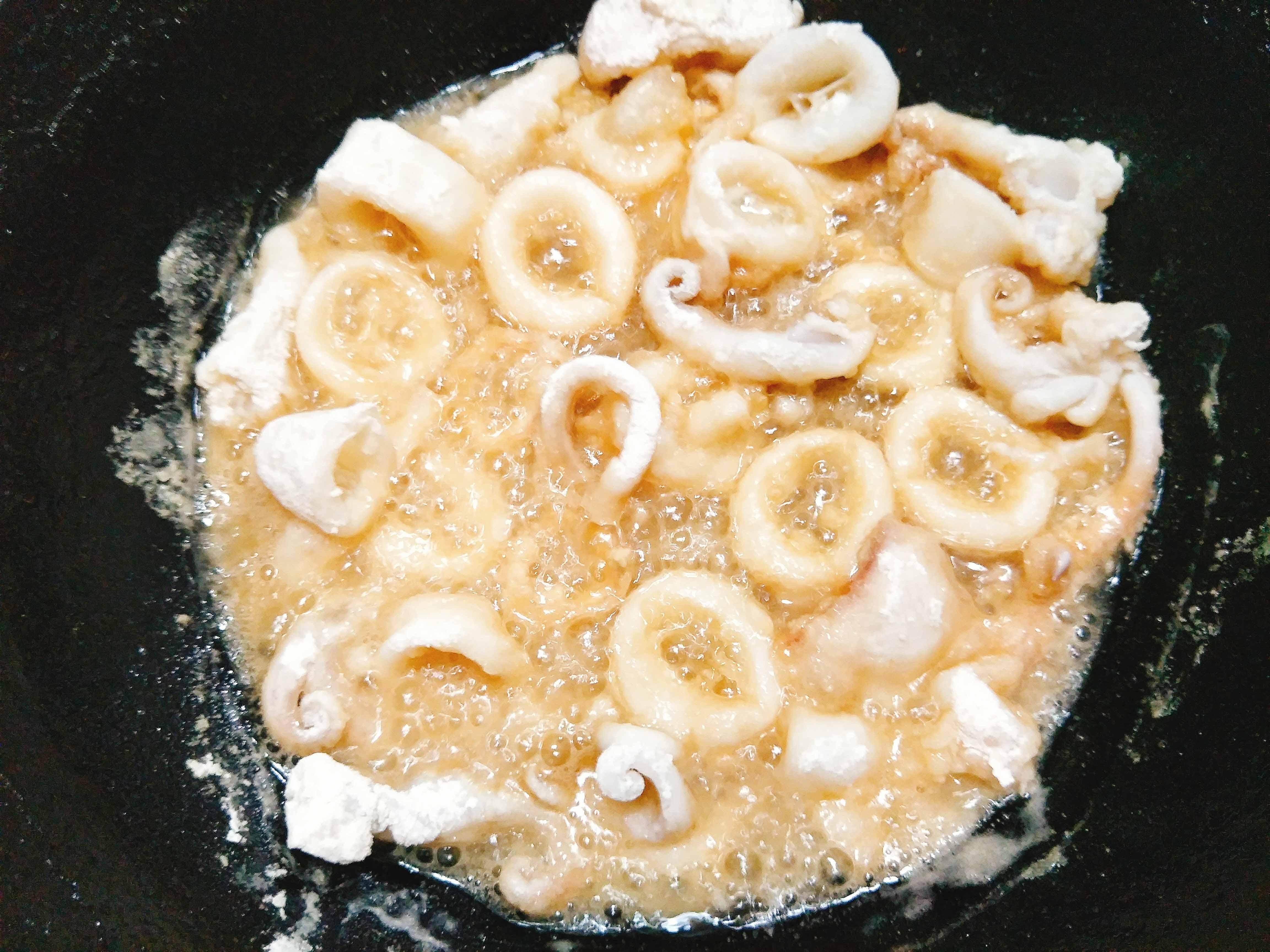 Mực chiên xóc muối ớt ảnh 5 Muc chien xoc muoi ot anh 5