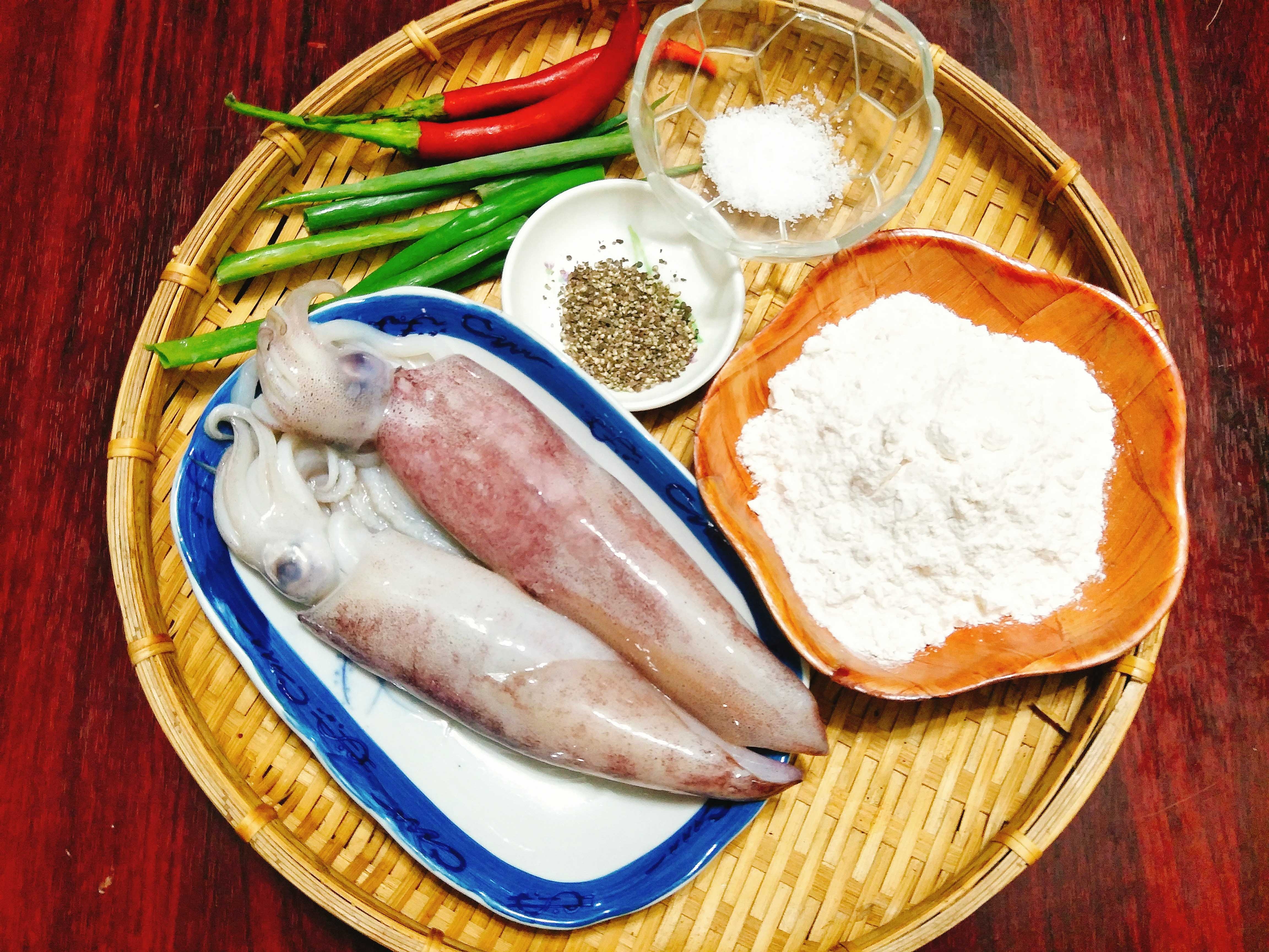 Mực chiên xóc muối ớt ảnh 1 Muc chien xoc muoi ot anh 1